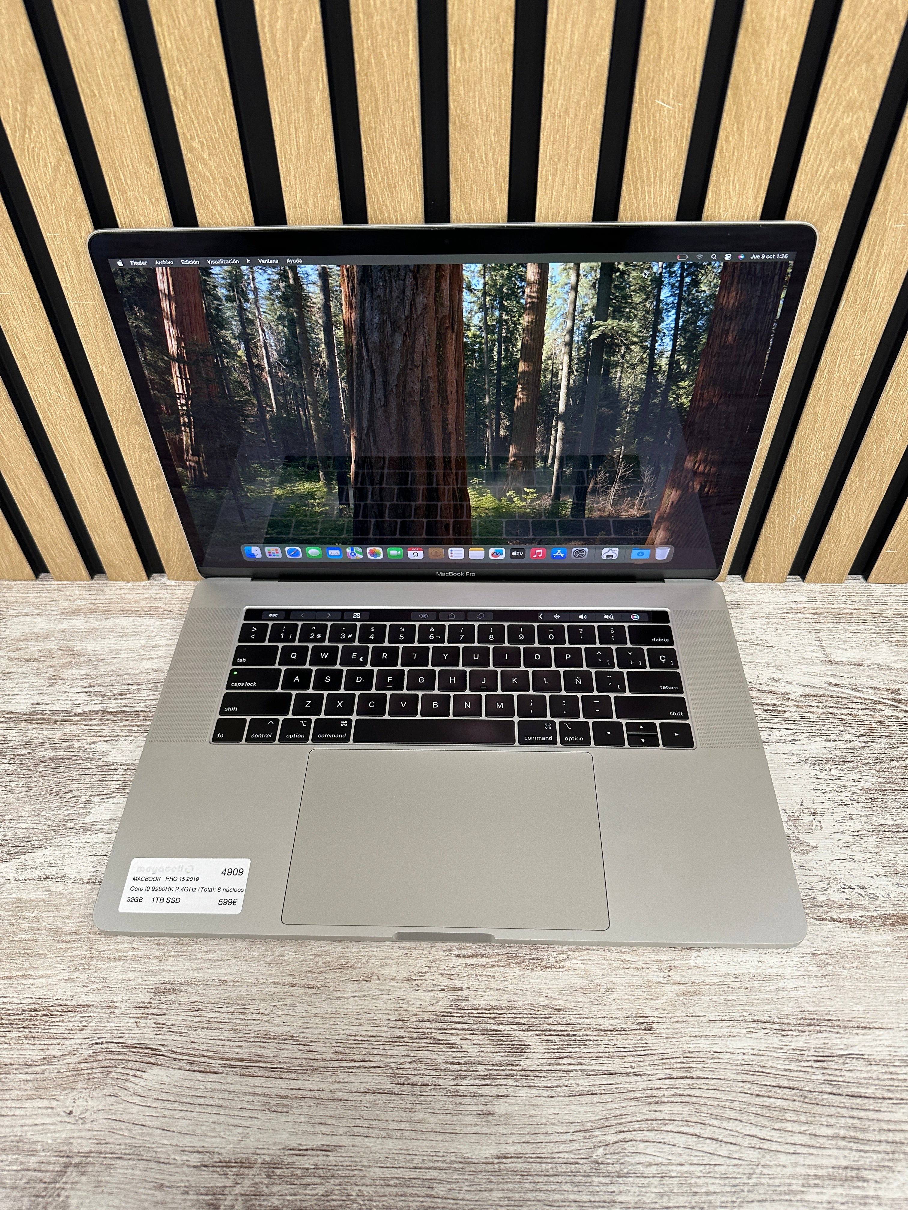 MacBook Pro 15" 2019 i9 32gb 1tb SSD