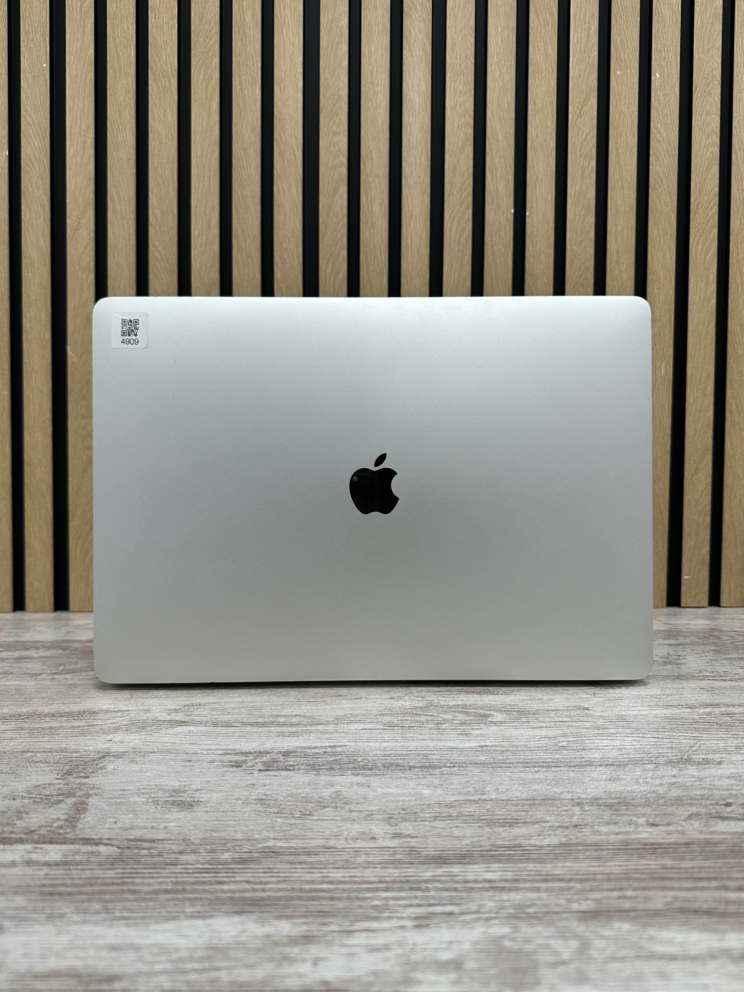 MacBook Pro 15" 2019 i9 32gb 1tb SSD