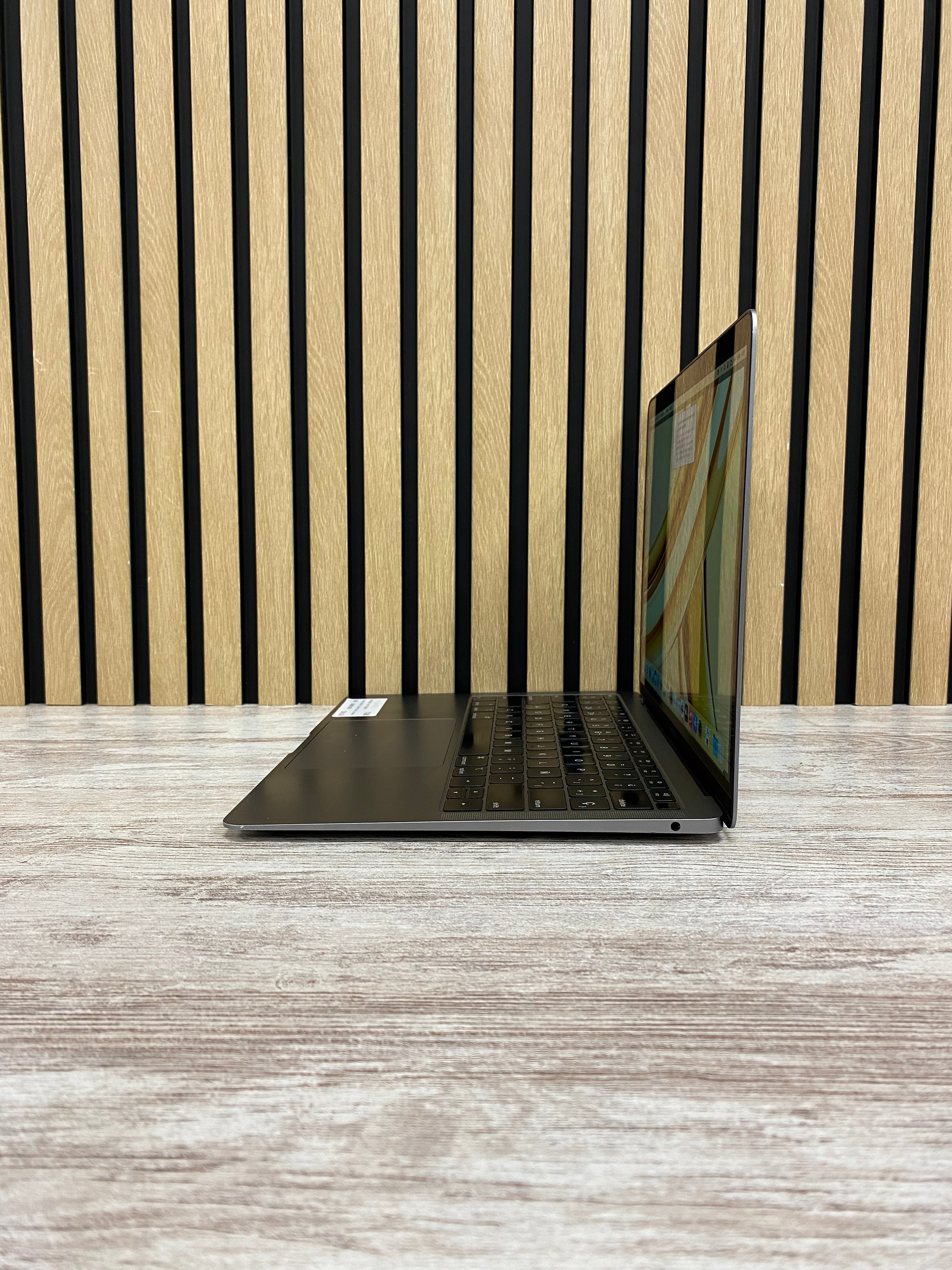 MacBook Air 13" 2019 i5 8gb 256gb SSD