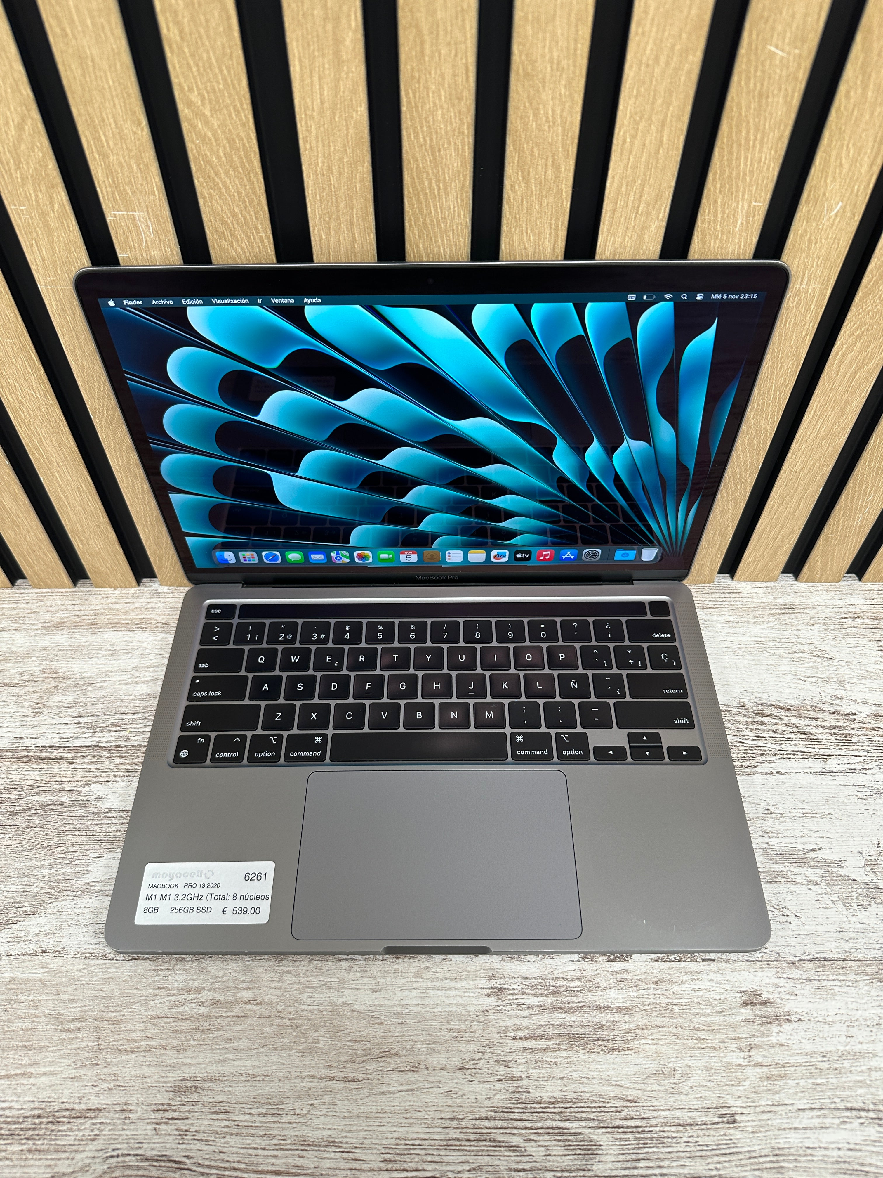 MacBook Pro 13" 2020 M1 8gb 256gb SSD