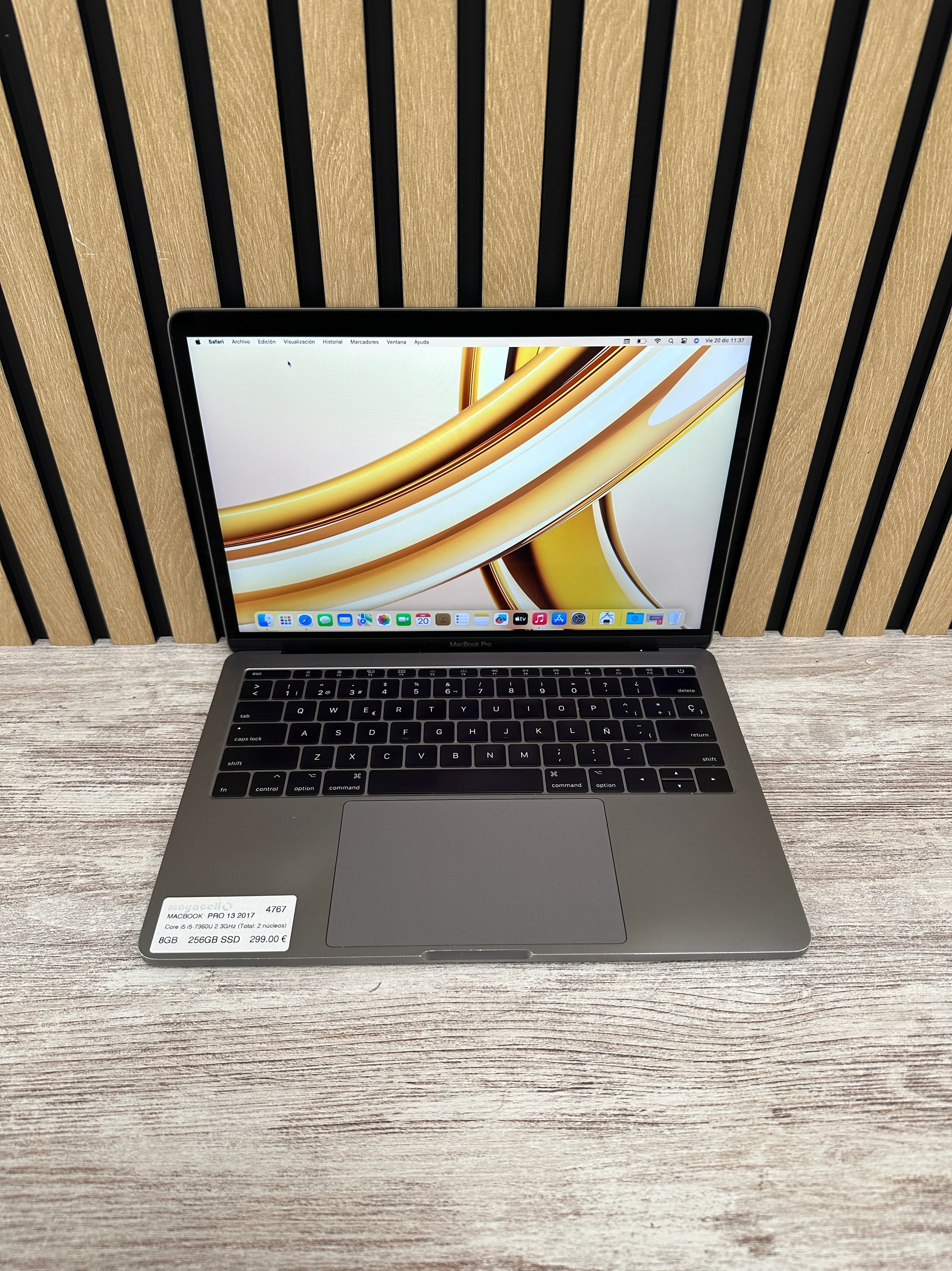 MacBook Pro 13" 2017 i5 8gb 256gb SSD