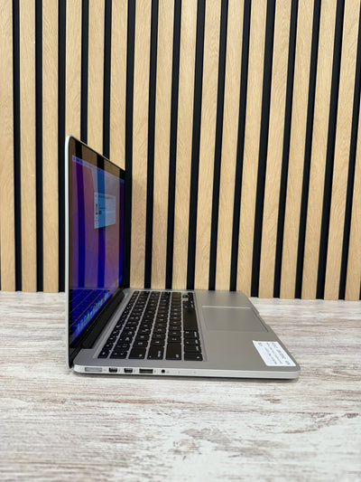 MacBook Pro 13" 2015 i5 8gb 256gb SSD