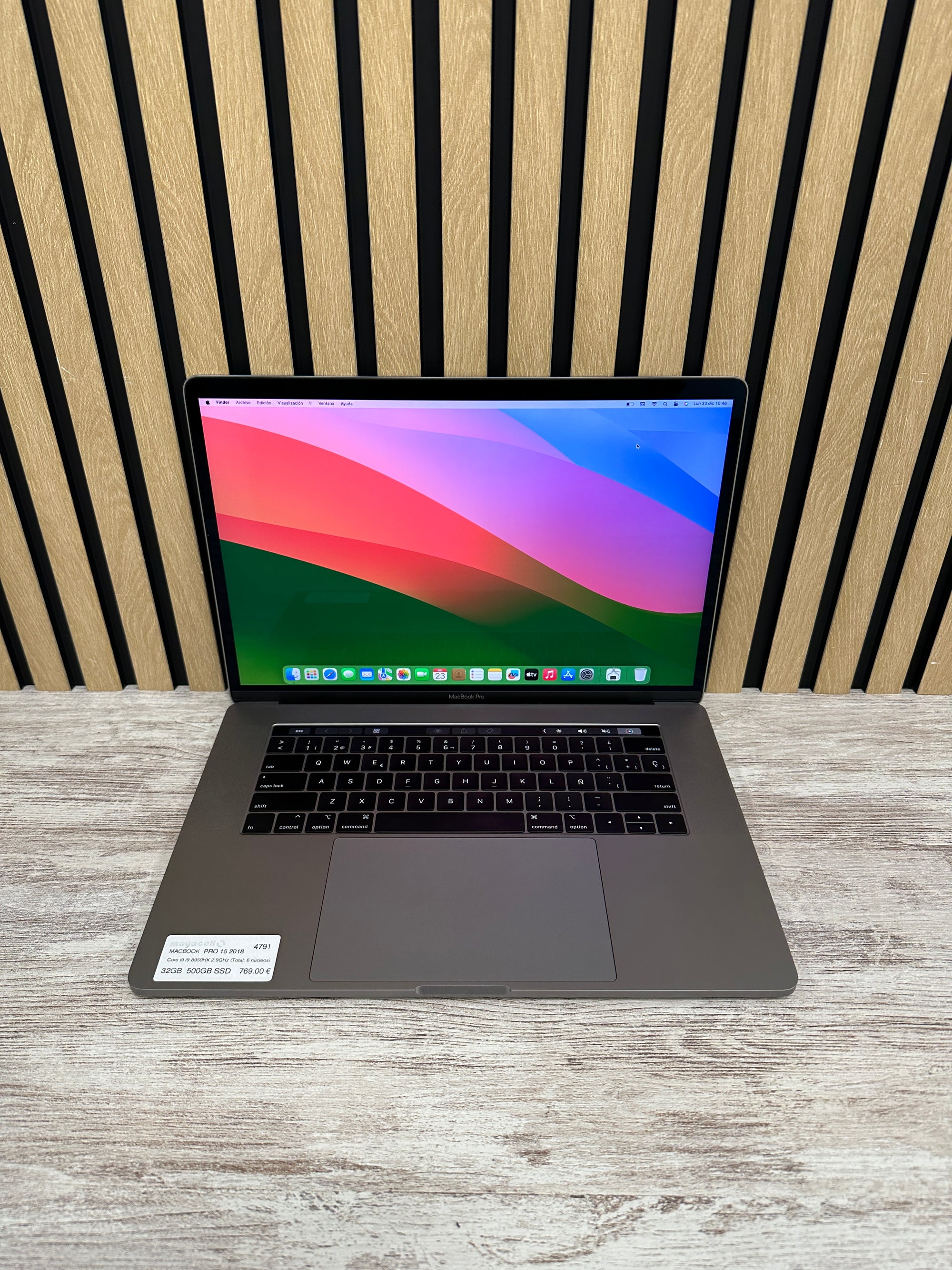 MacBook Pro 15" 2018 i9 32gb 500gb SSD