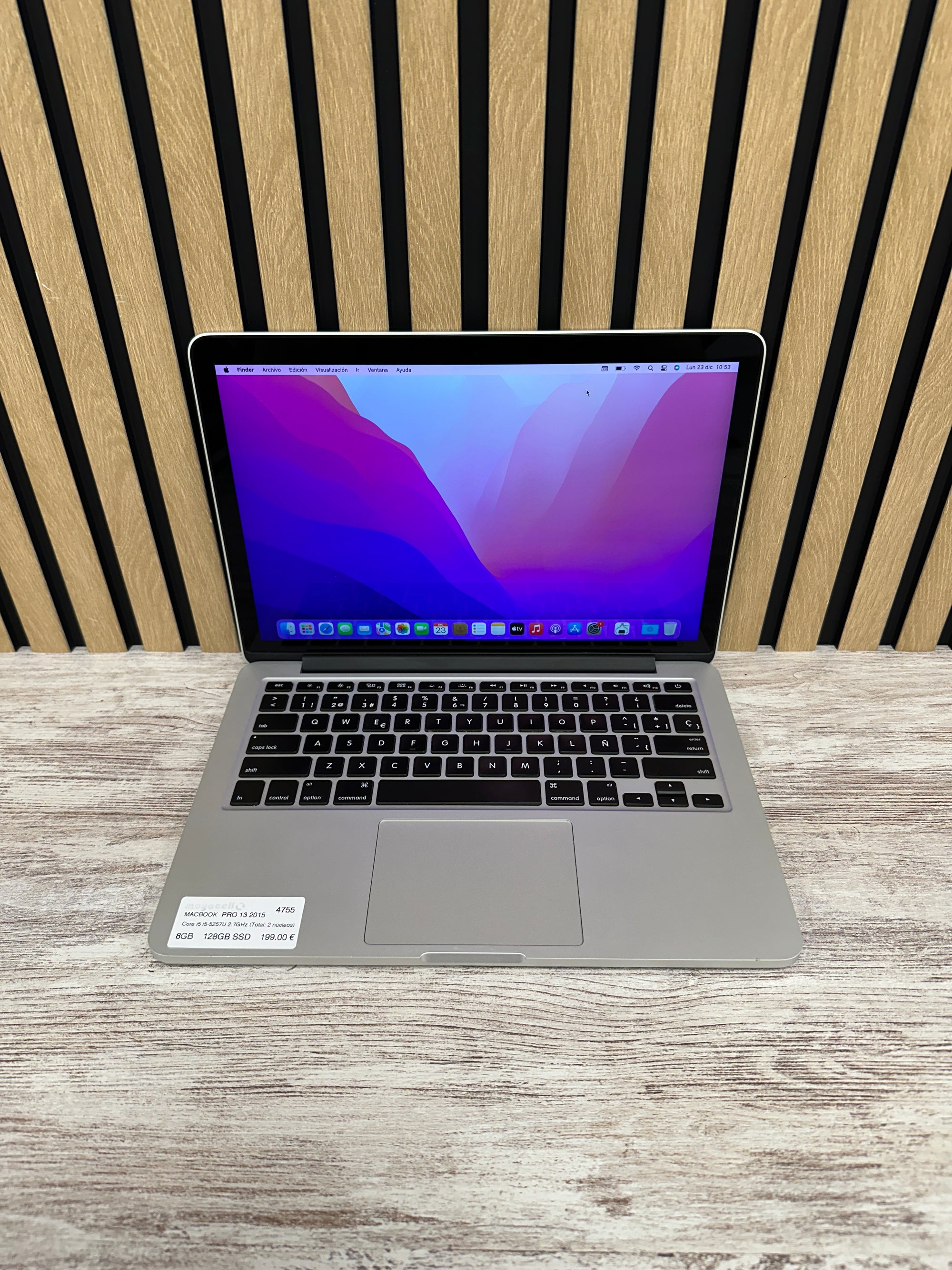 MacBook Pro 13" 2015 i5 8gb 128gb SSD