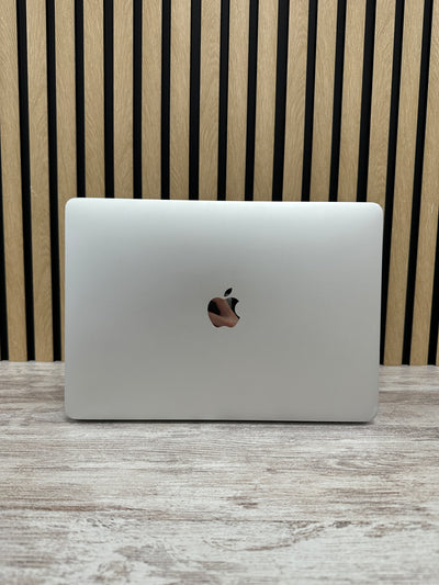 MacBook Pro 13" 2017 i5 8gb 256gb SSD