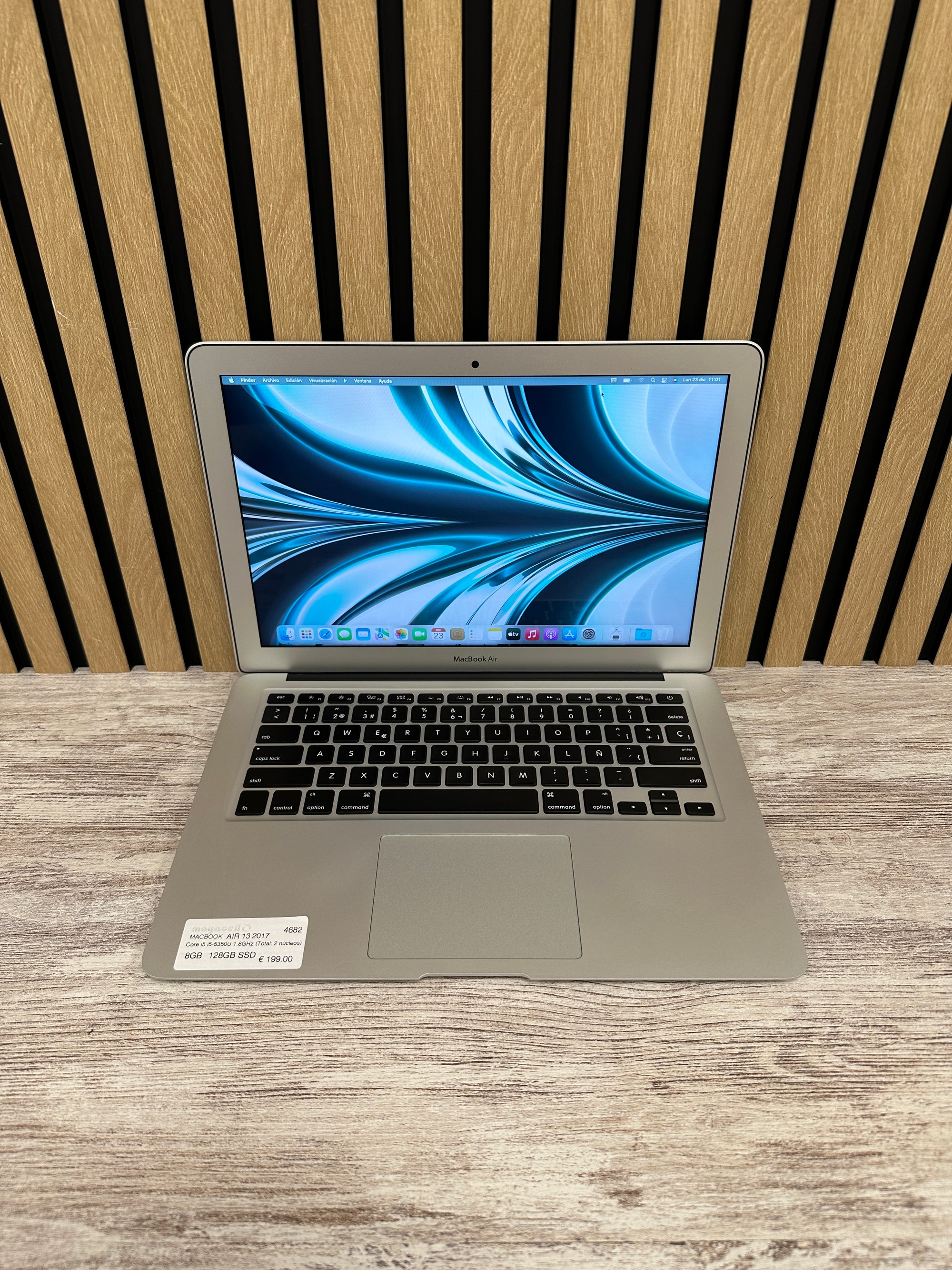 MacBook Air 13" 2017 i5 8gb 128gb SSD