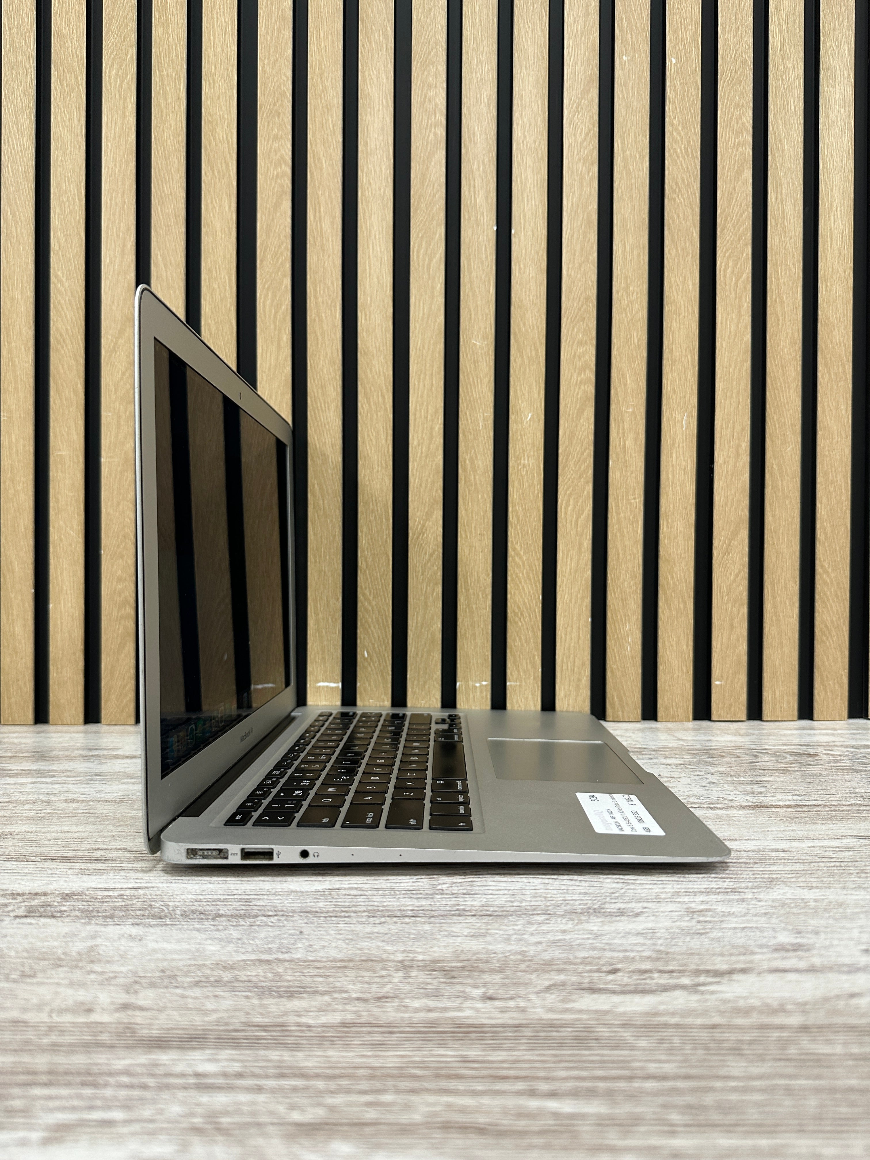 MacBook Air 13" 2014 i5 4gb 128gb SSD