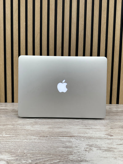 MacBook Air 13" 2017 i5 8gb 128gb SSD