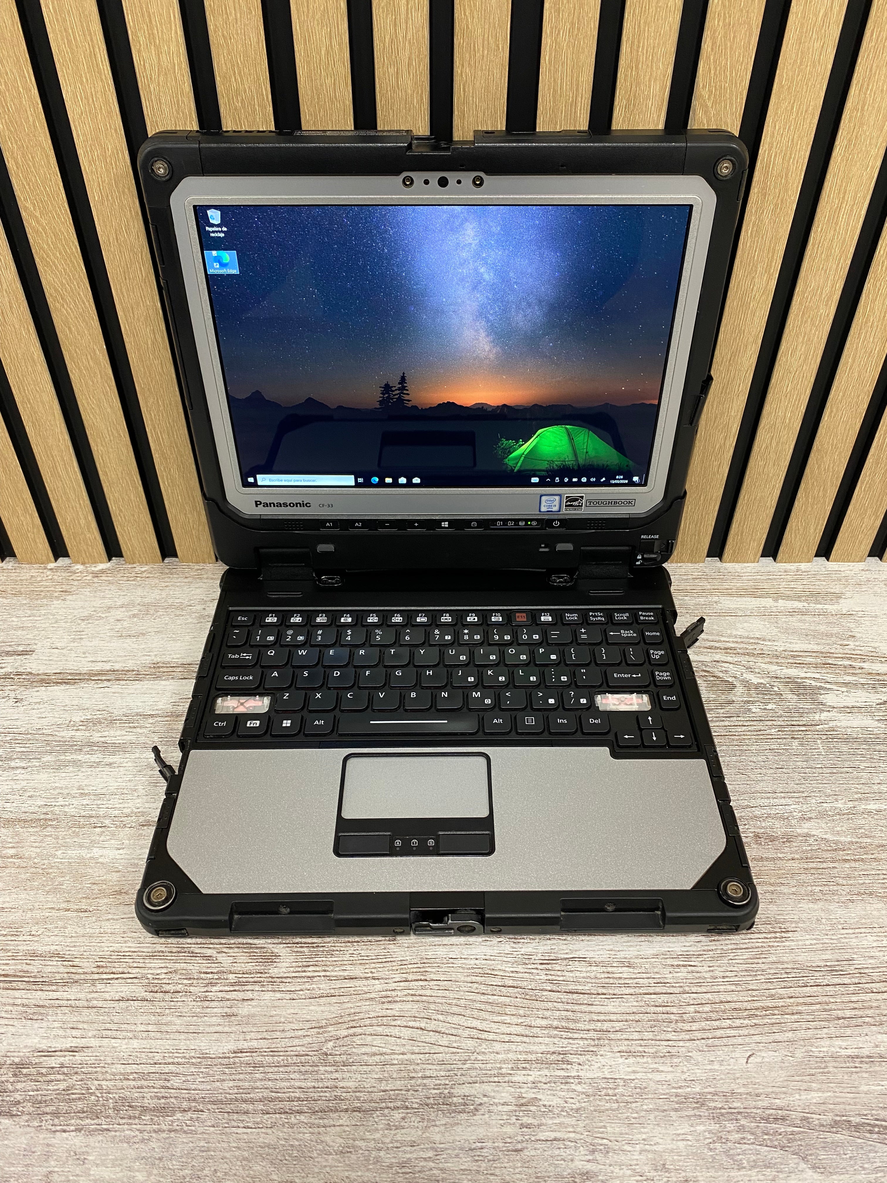 Panasonic ToughBook CF-33 i5 16gb 512gb SSD