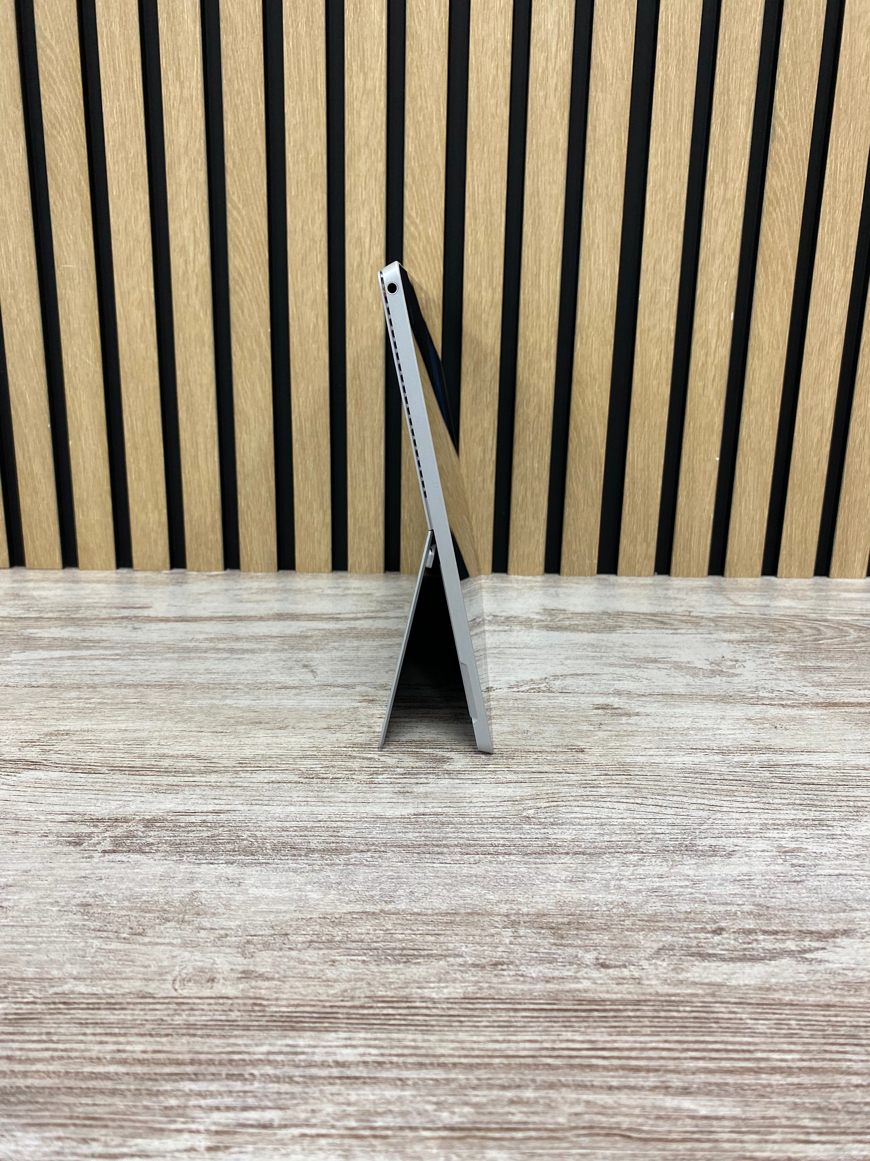 Microsoft Corp Surface Pro 4 i7 8gb 256gb SSD