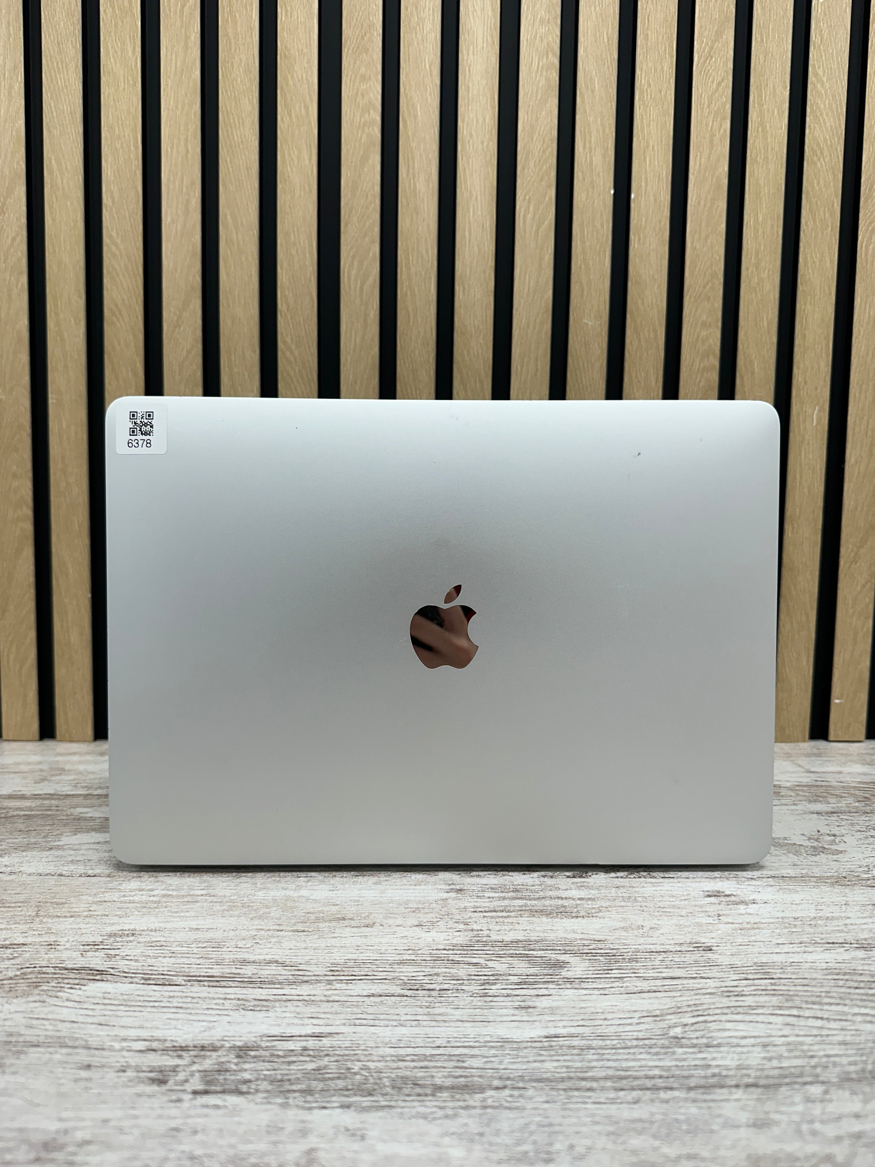 MacBook Pro 13" 2019 i5 16gb 128gb SSD