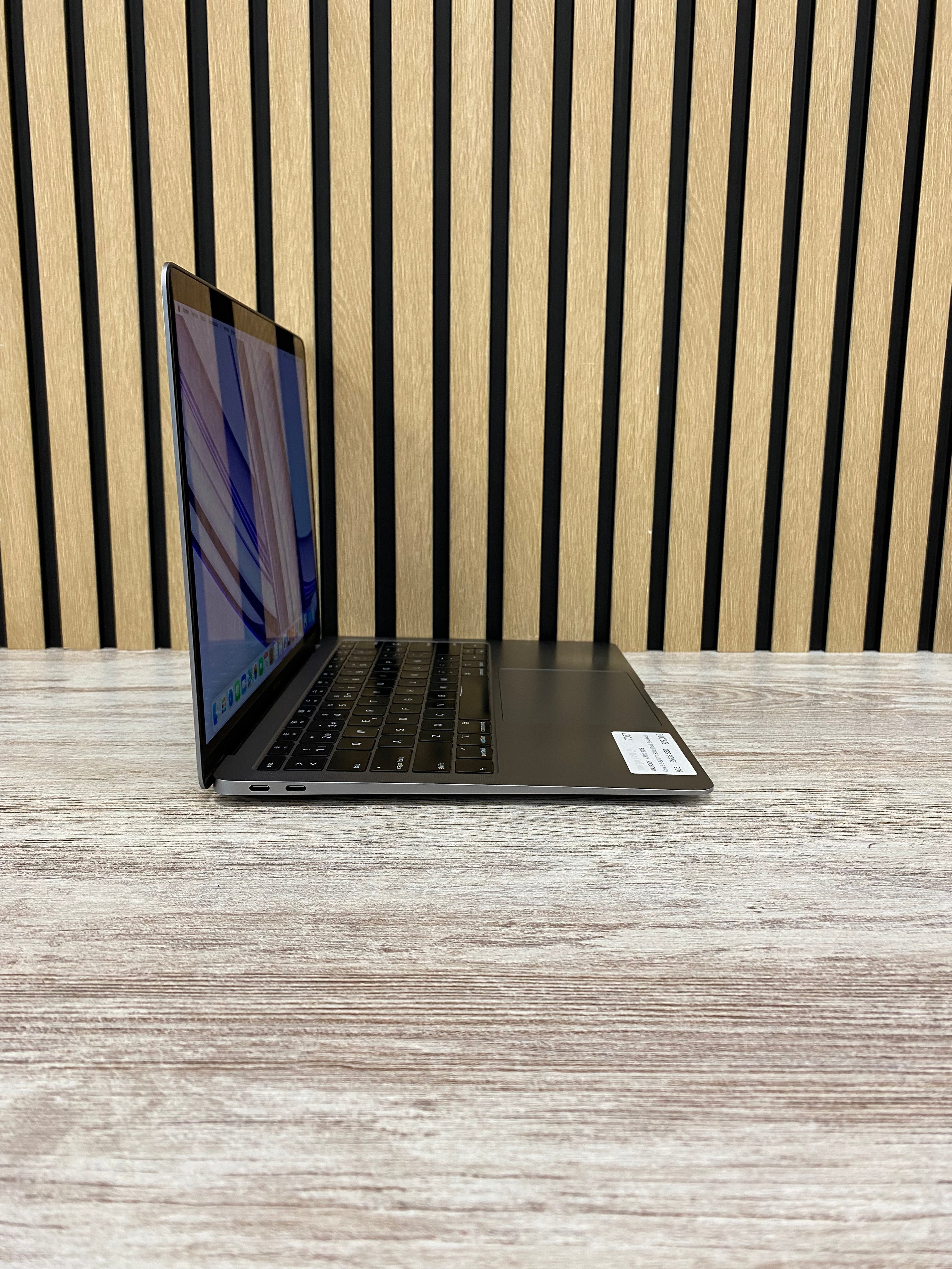 MacBook Air 13" 2019 i5 8gb 256gb SSD