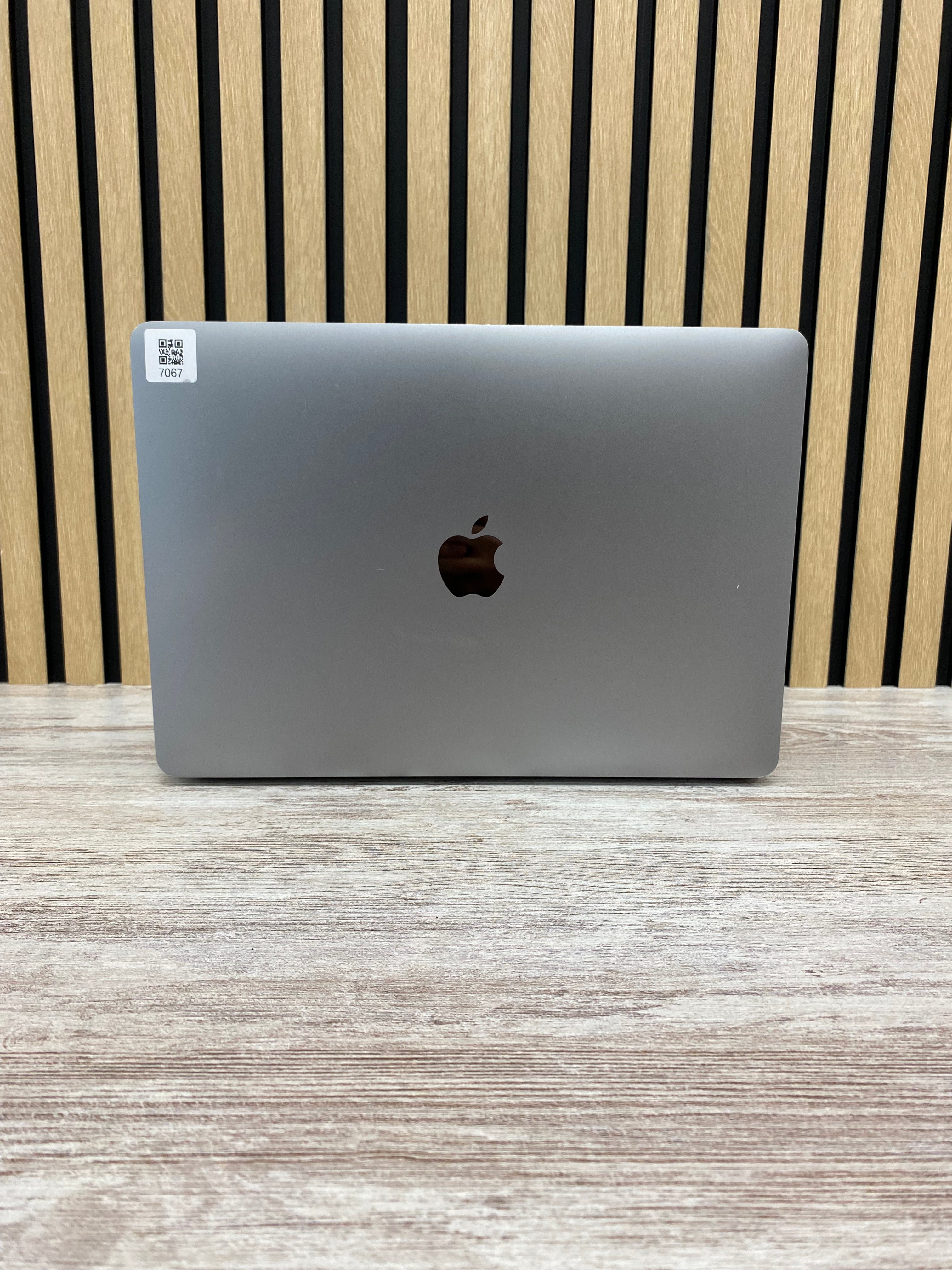 MacBook Air 13" 2019 i5 8gb 256gb SSD