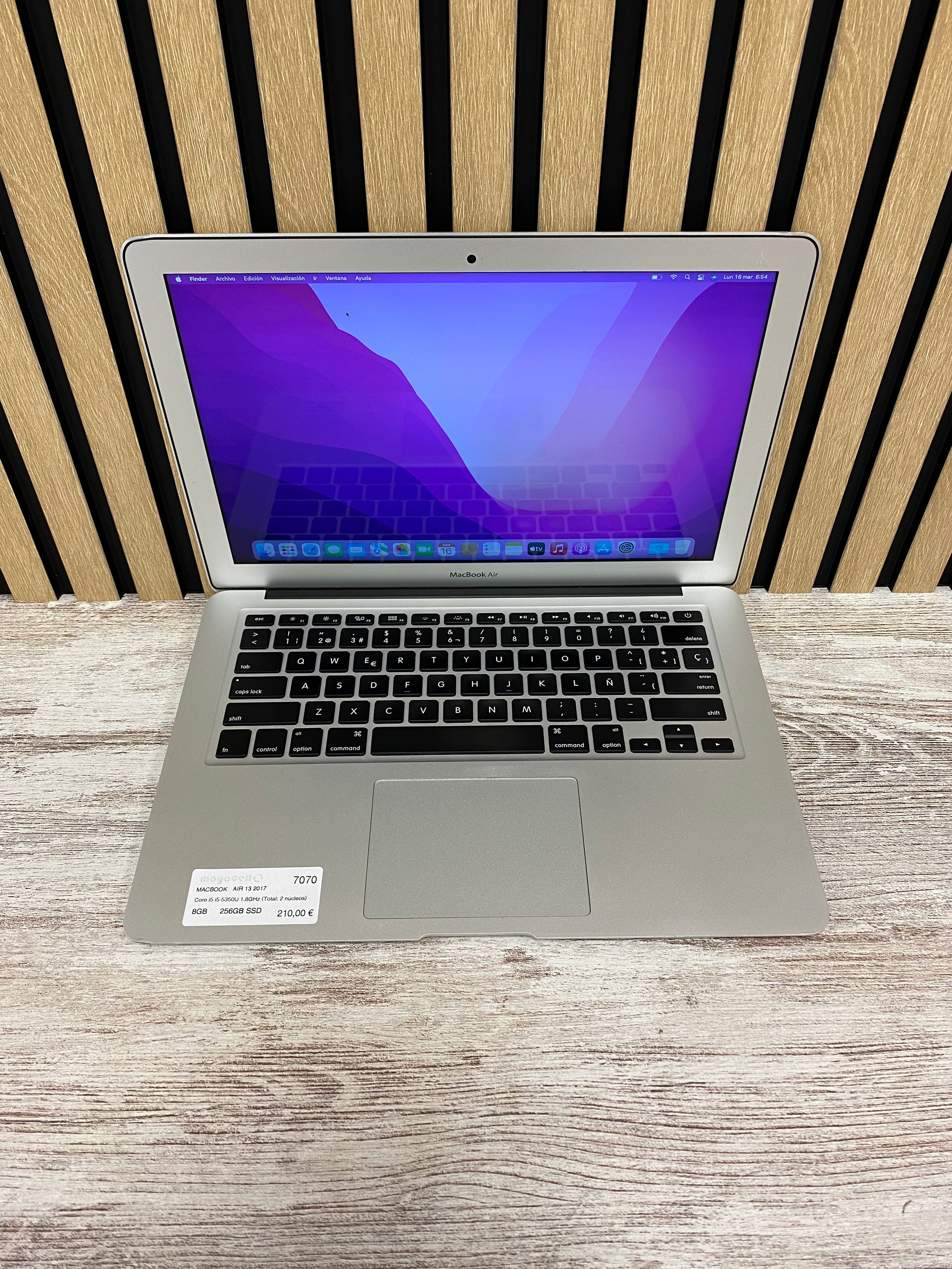 MacBook Air 13" 2017 i5 8gb 256gb SSD
