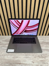 MacBook Pro 15" 2017 i7 16gb 1tb SSD