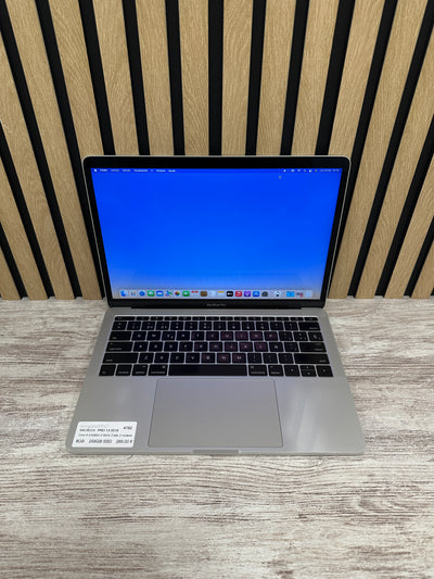 MacBook Pro 13" 2016 i5 8gb 256gb SSD