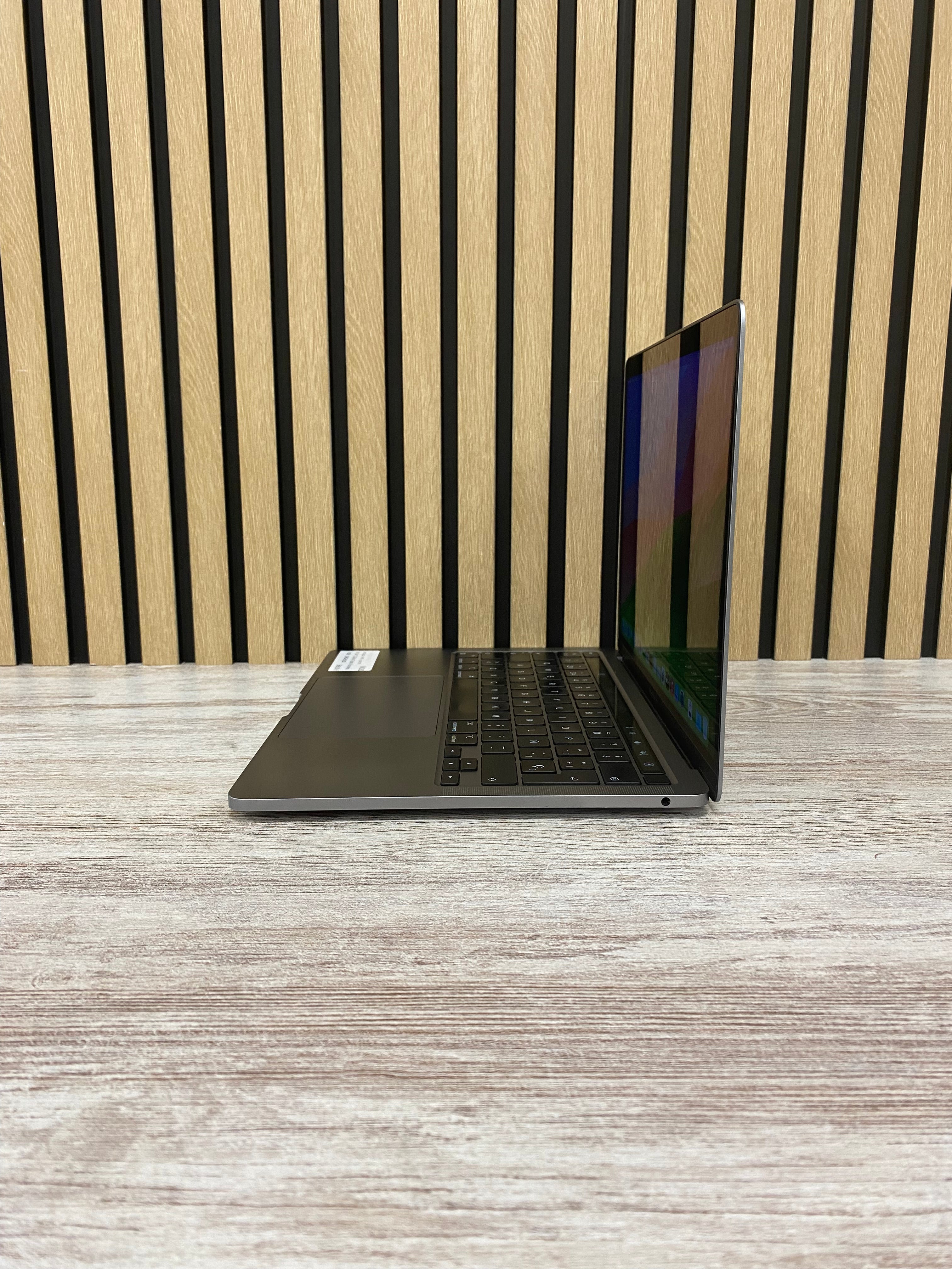 MacBook Pro 13" 2020 TB M1 16gb 256gb SSD