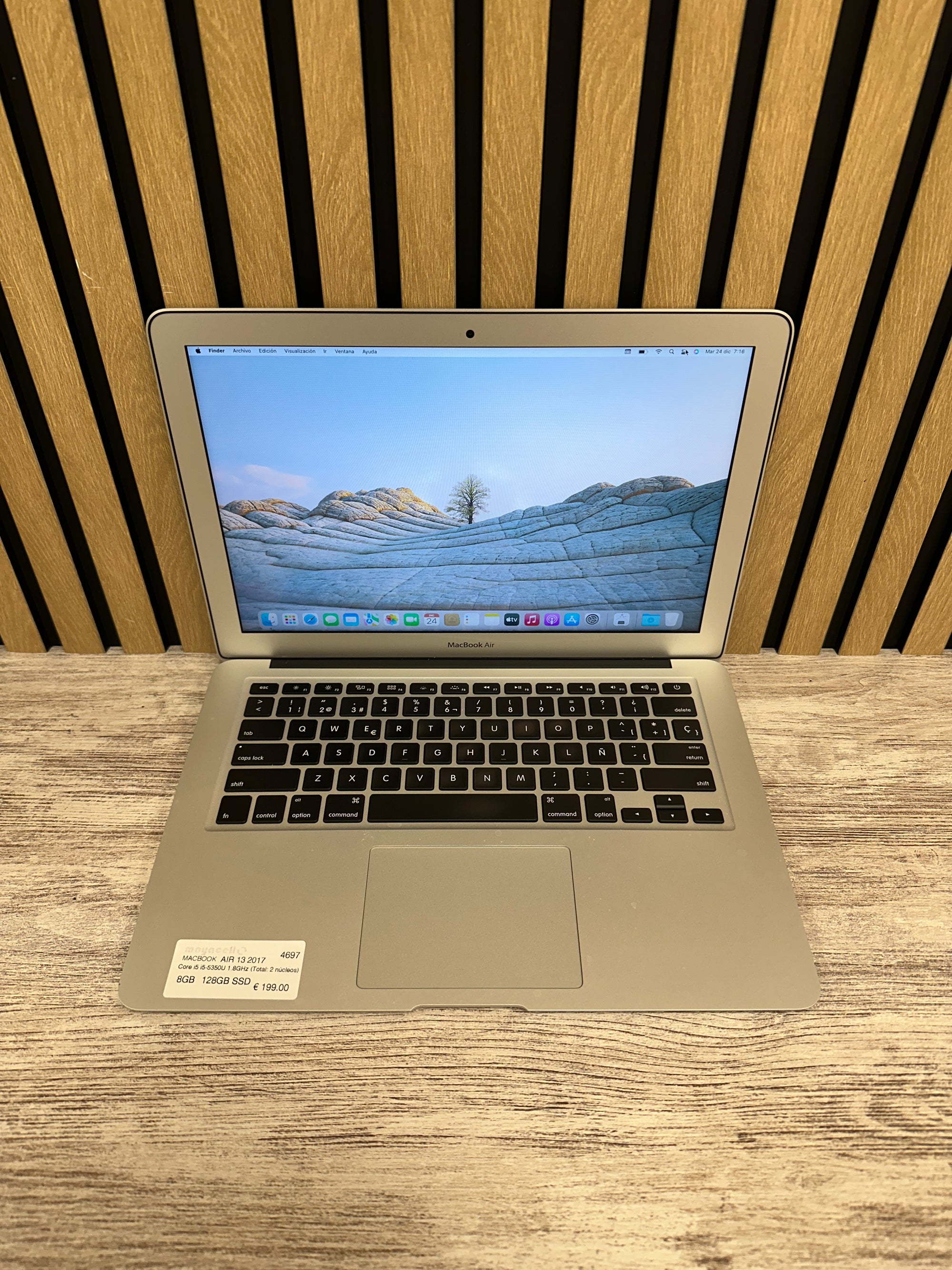 MacBook Air 13" 2017 i5 8gb 128gb SSD