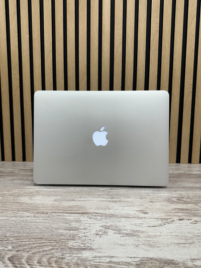 MacBook Air 13" 2017 i5 8gb 128gb SSD