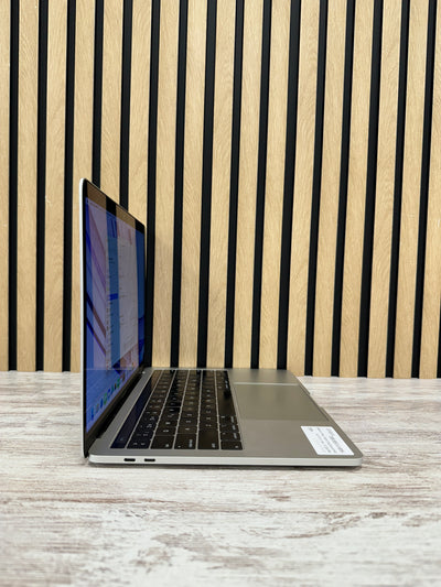 MacBook Pro 13" 2019 TB i5 16gb 512gb SSD