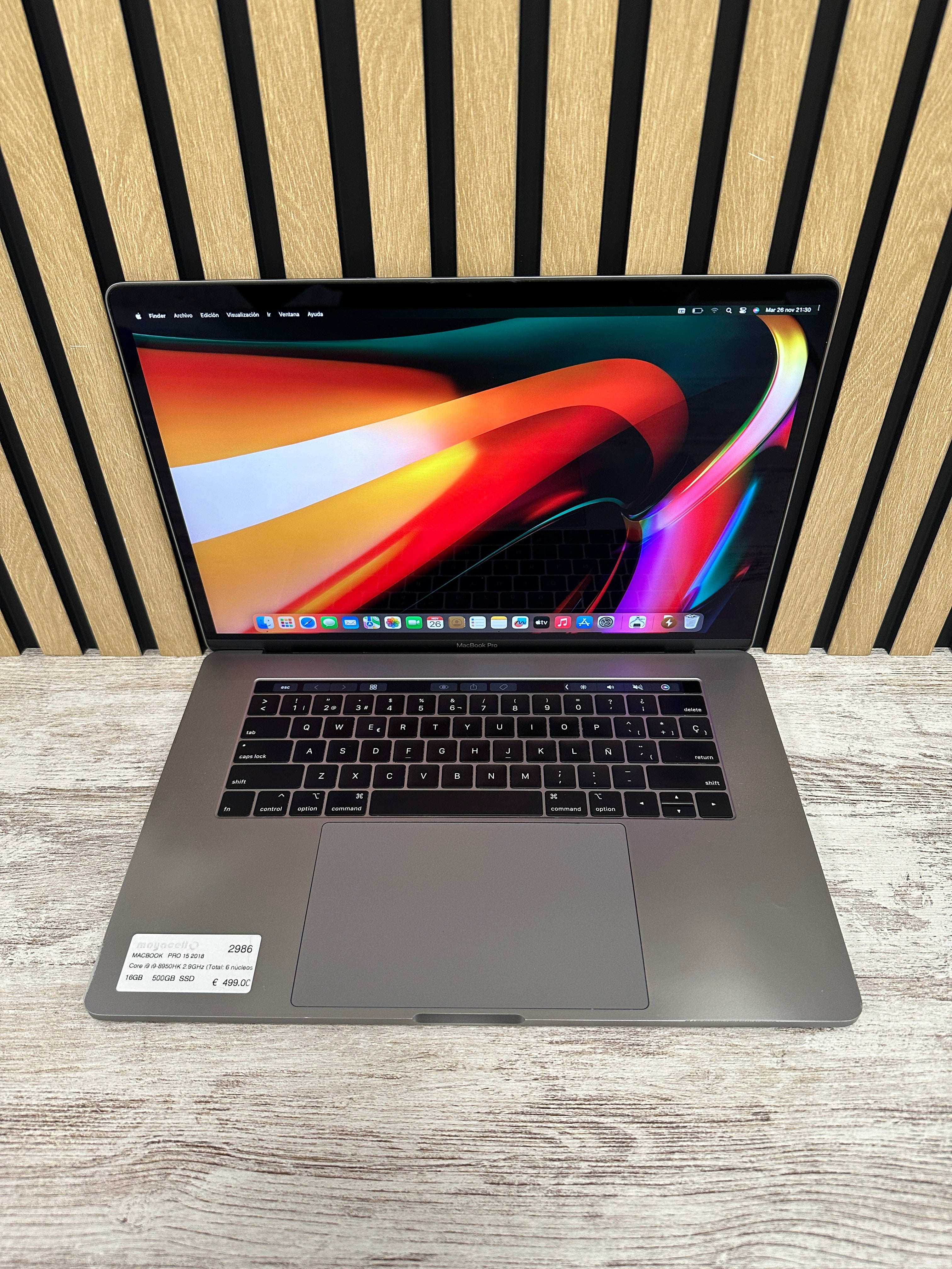 MacBook Pro 15" 2018 i9 16gb 500gb SSD
