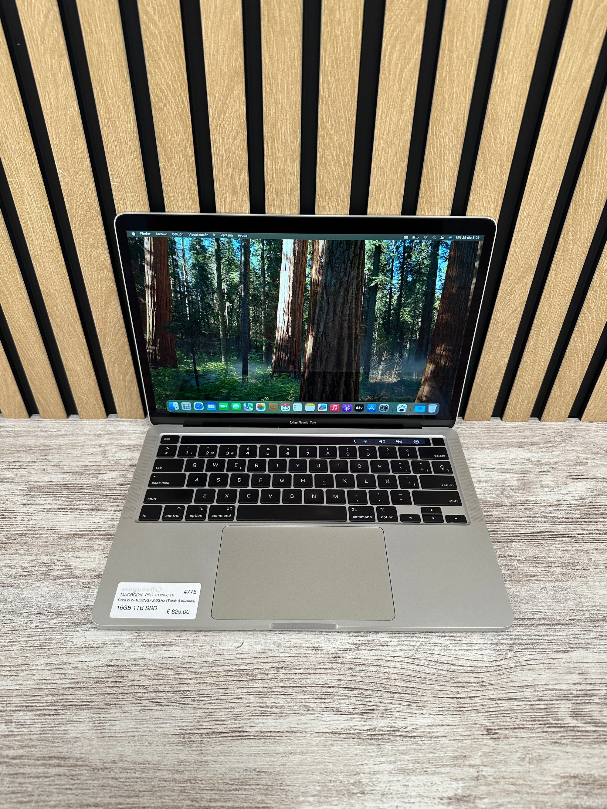 MacBook Pro 13" 2020 TB i5 16gb 1tb SSD