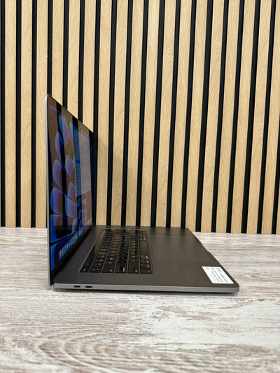 MacBook Pro 16" 2019 i9 32gb 1tb SSD