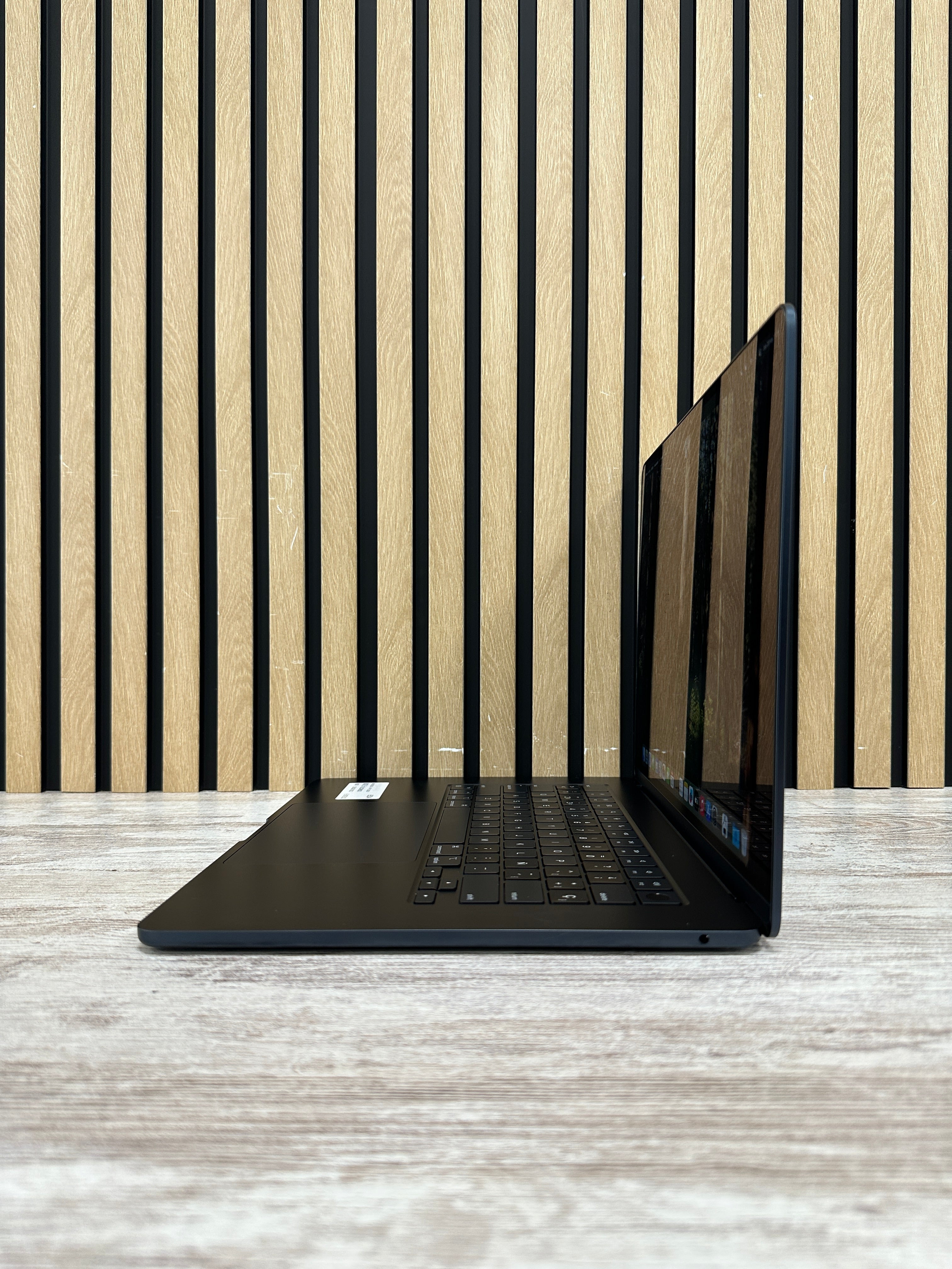 MacBook Air 15" 2023 M2 8gb 256gb SSD