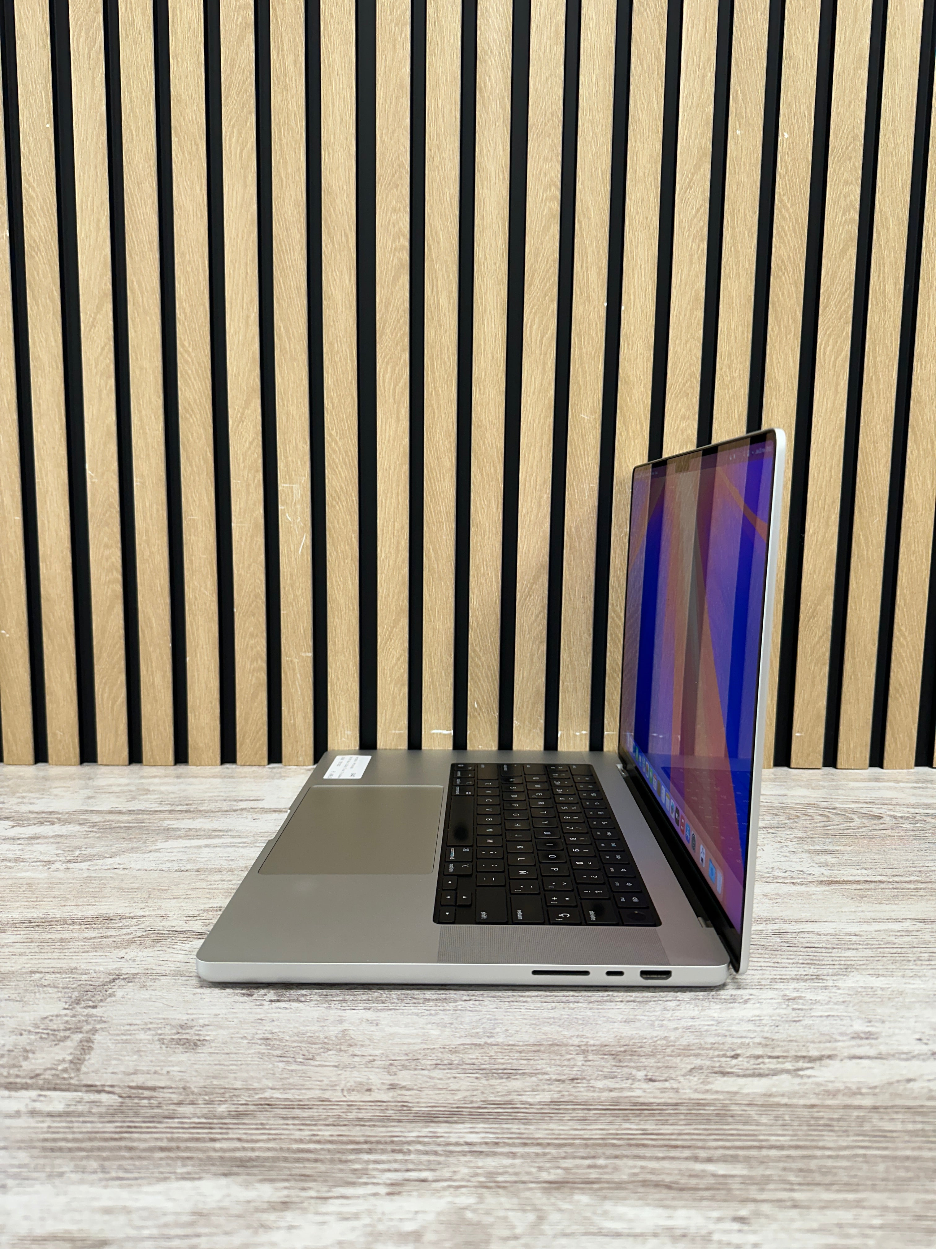MacBook Pro 16" 2021 M1 MAX 32gb 1tb SSD