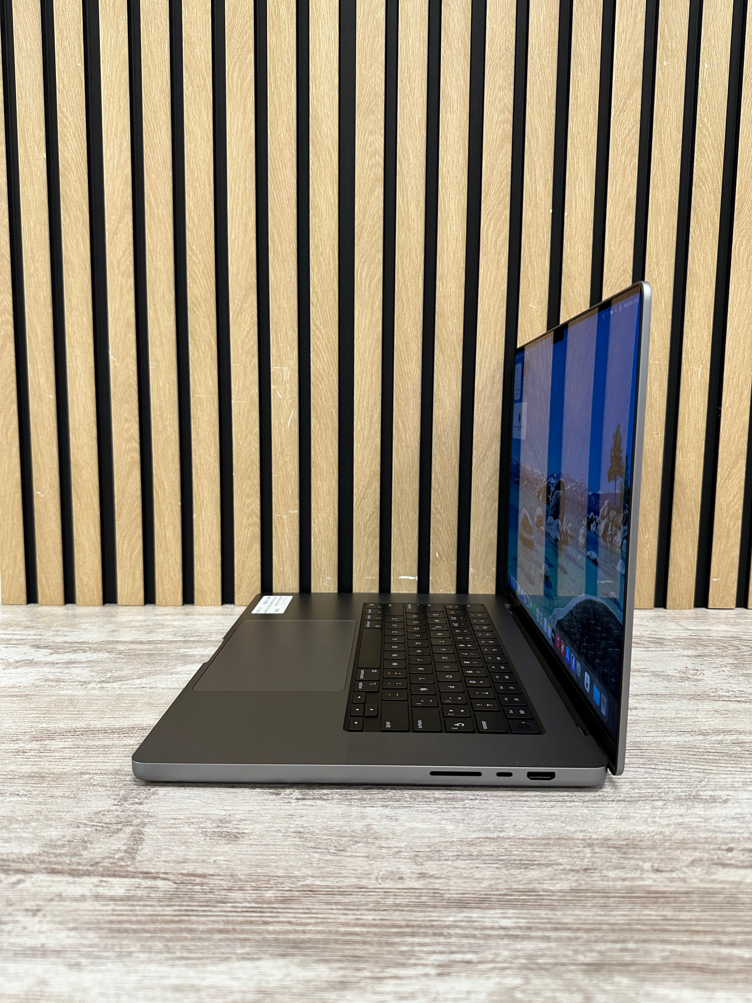 MacBook Pro 16インチ 2021 M1 Pro 1TB 16GB MacBook Pro 16