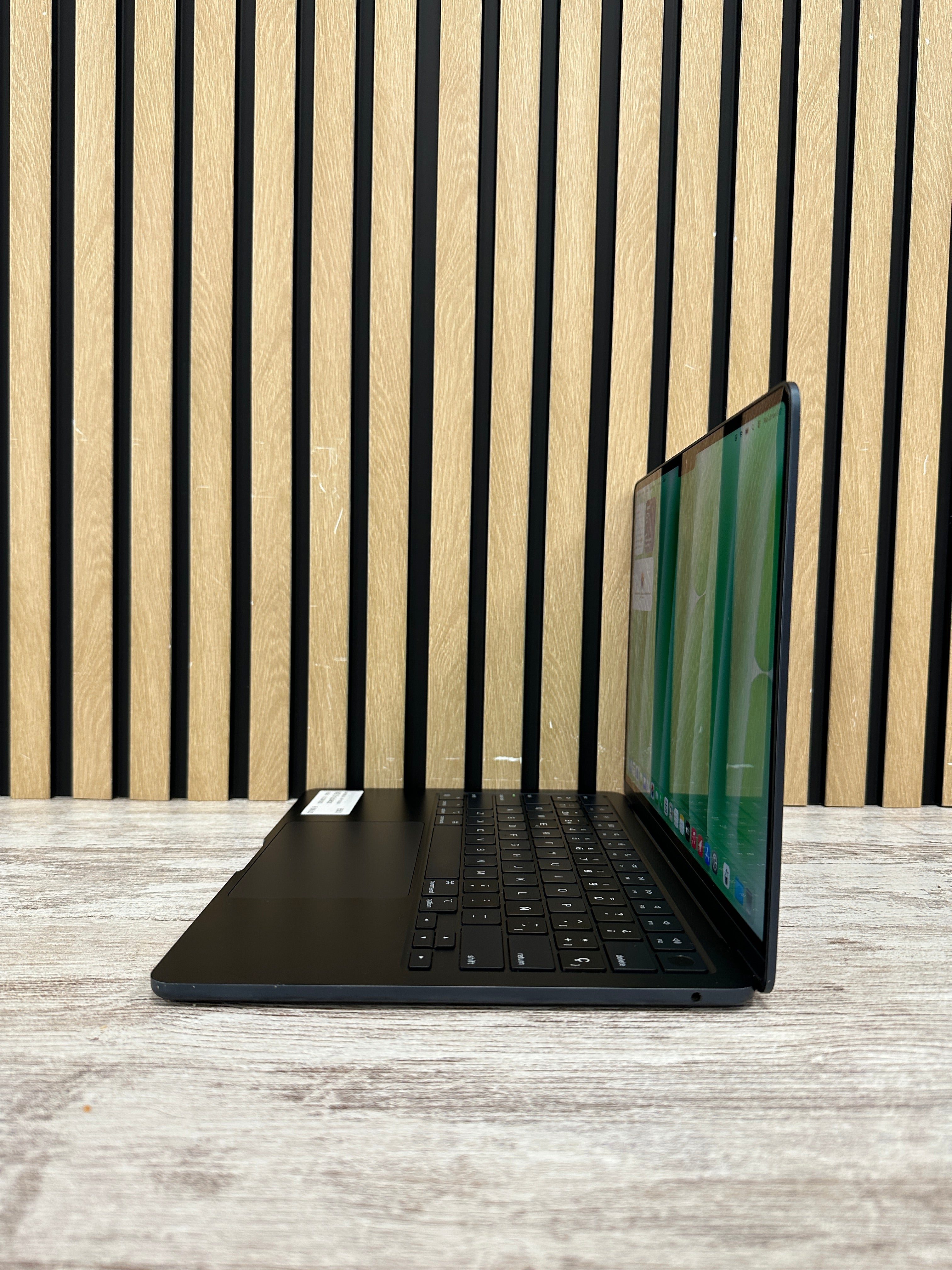 MacBook Air 13" 2022 M2 16gb 512gb SSD