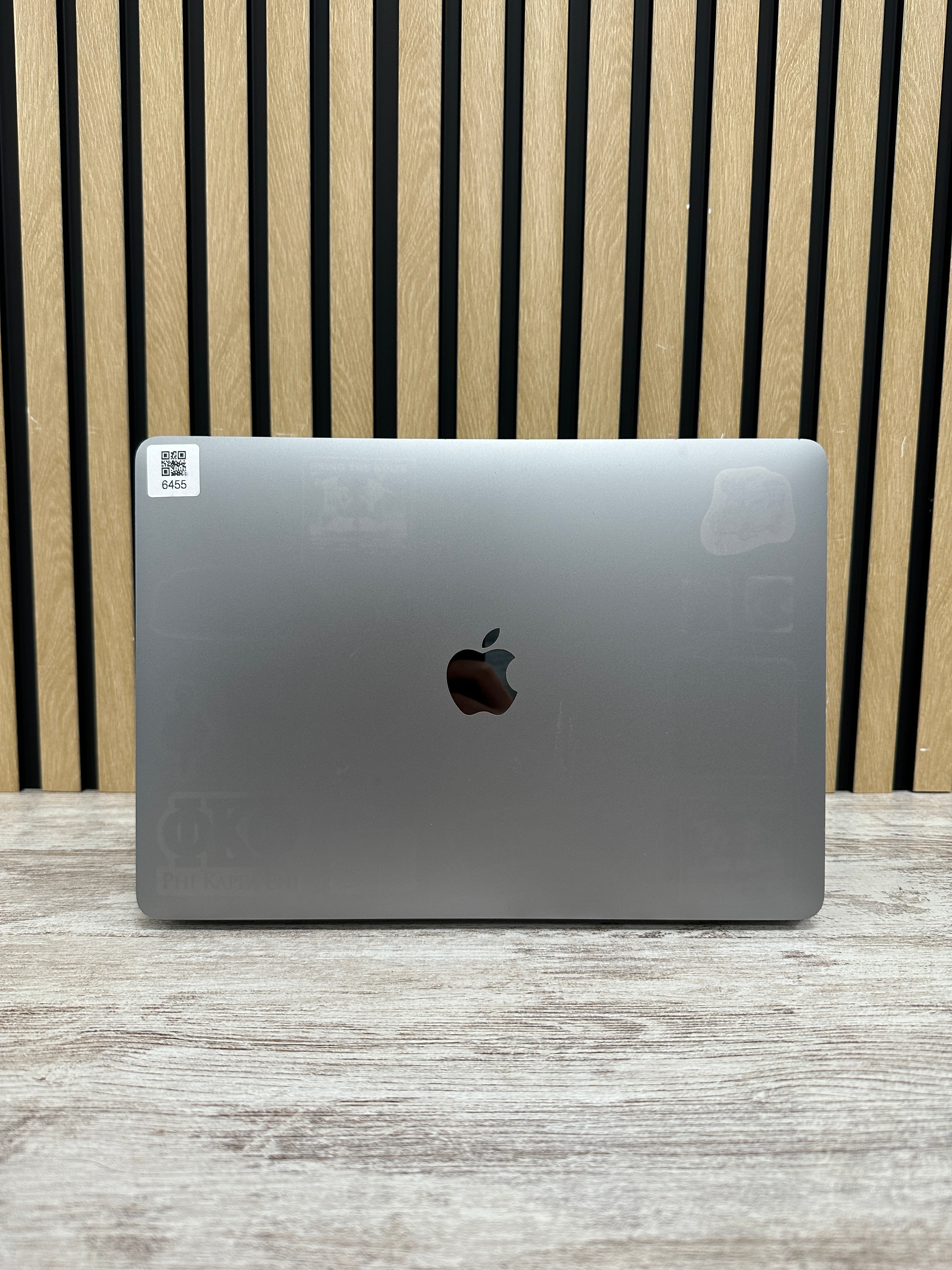 MacBook Pro 13" 2020 TB M1 8gb 256gb SSD