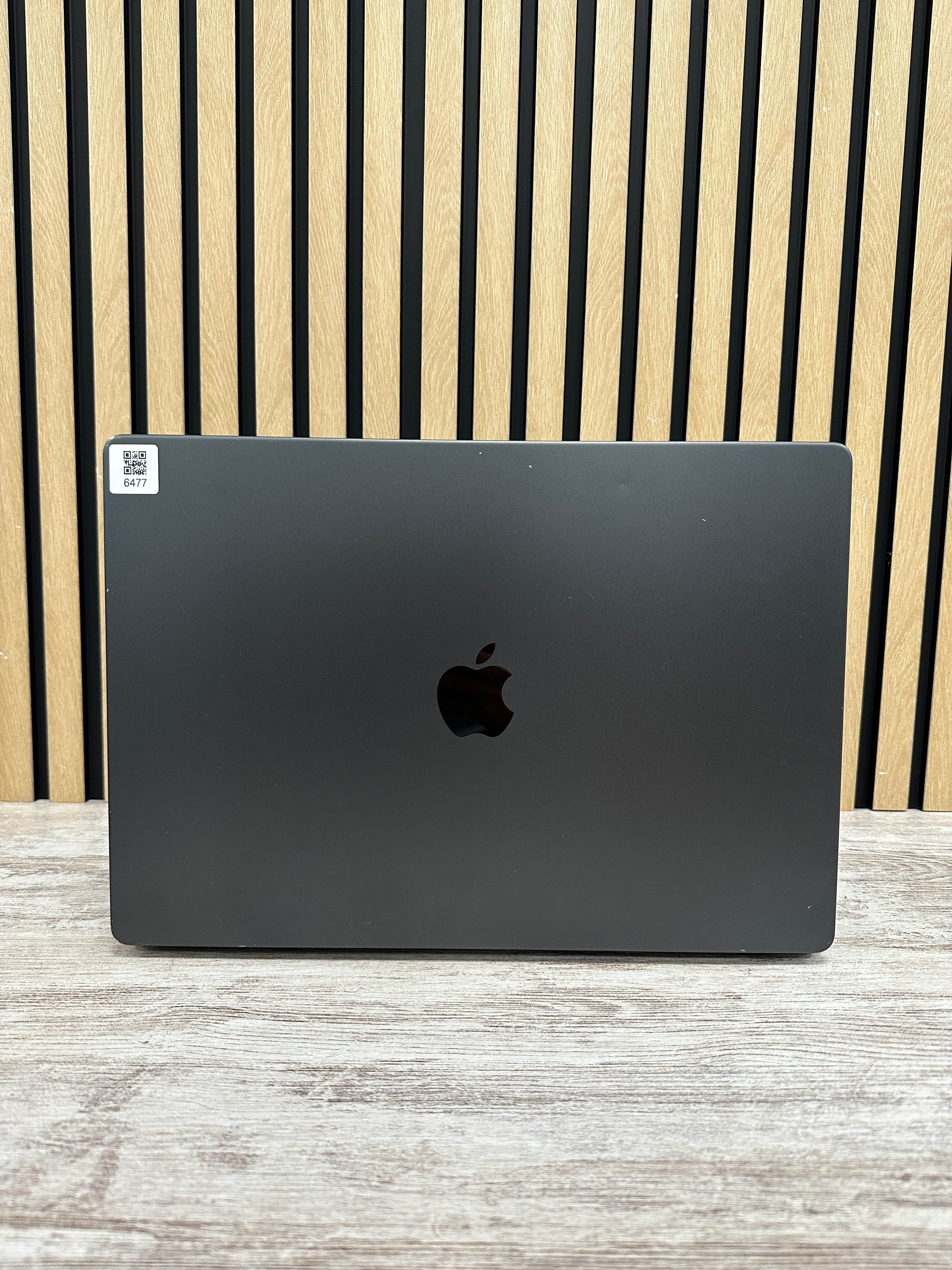 MacBook Pro 16" 2023 M3 PRO 18gb 500gb SSD