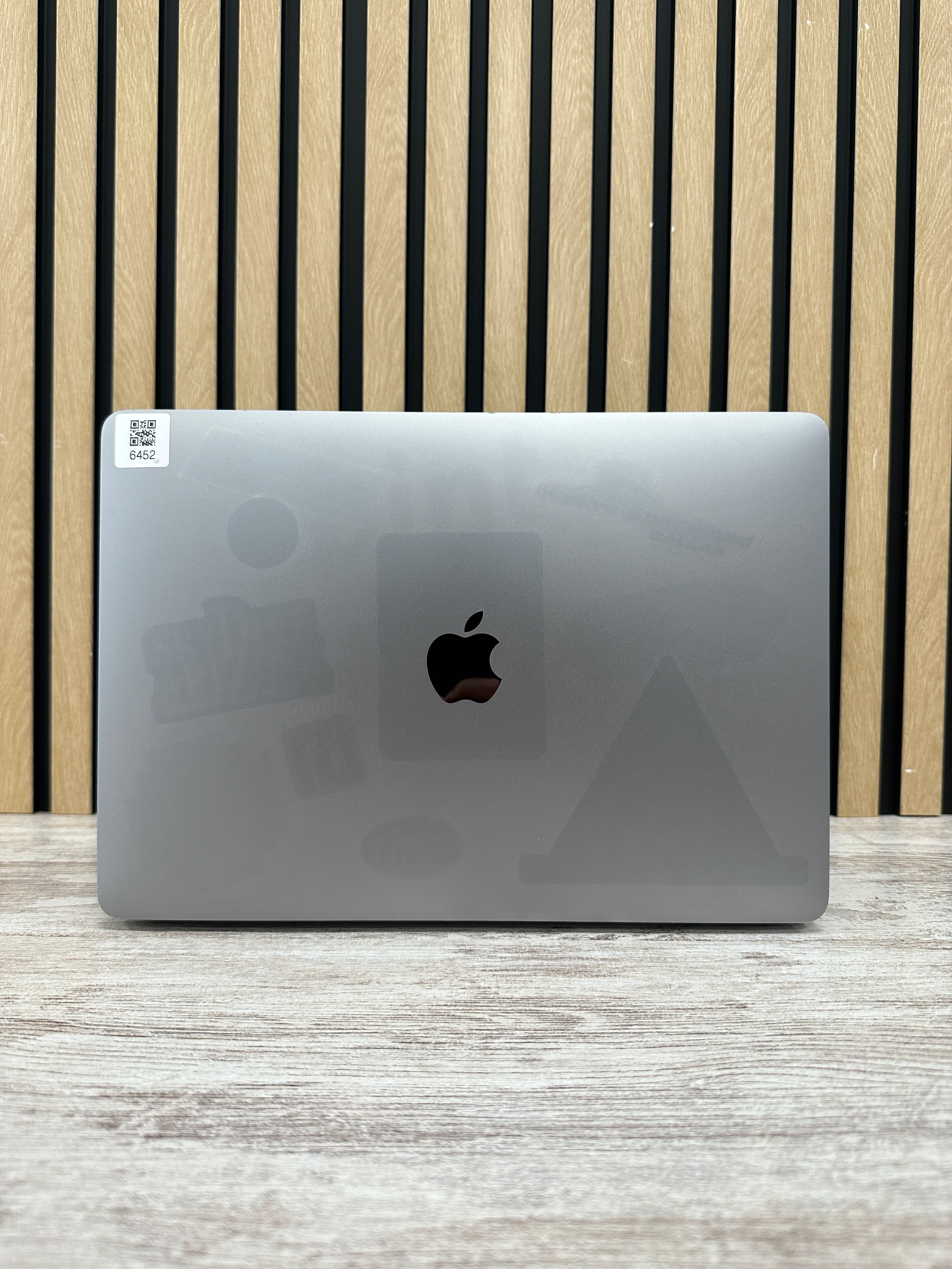 MacBook Pro 13" 2020 TB M1 8gb 256gb SSD