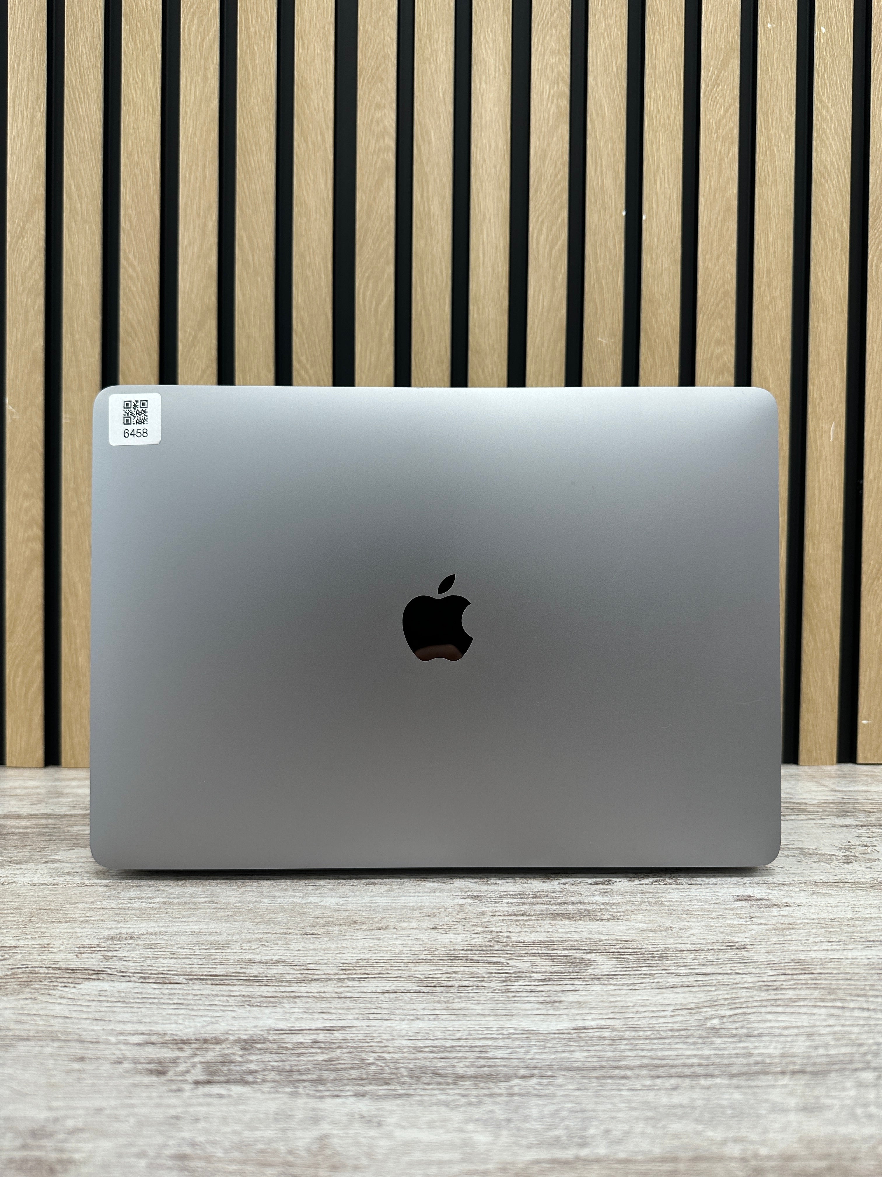 MacBook Pro 13" 2020 TB M1 8gb 256gb SSD