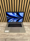 MacBook Pro 15" 2017 i7 16gb 1tb SSD