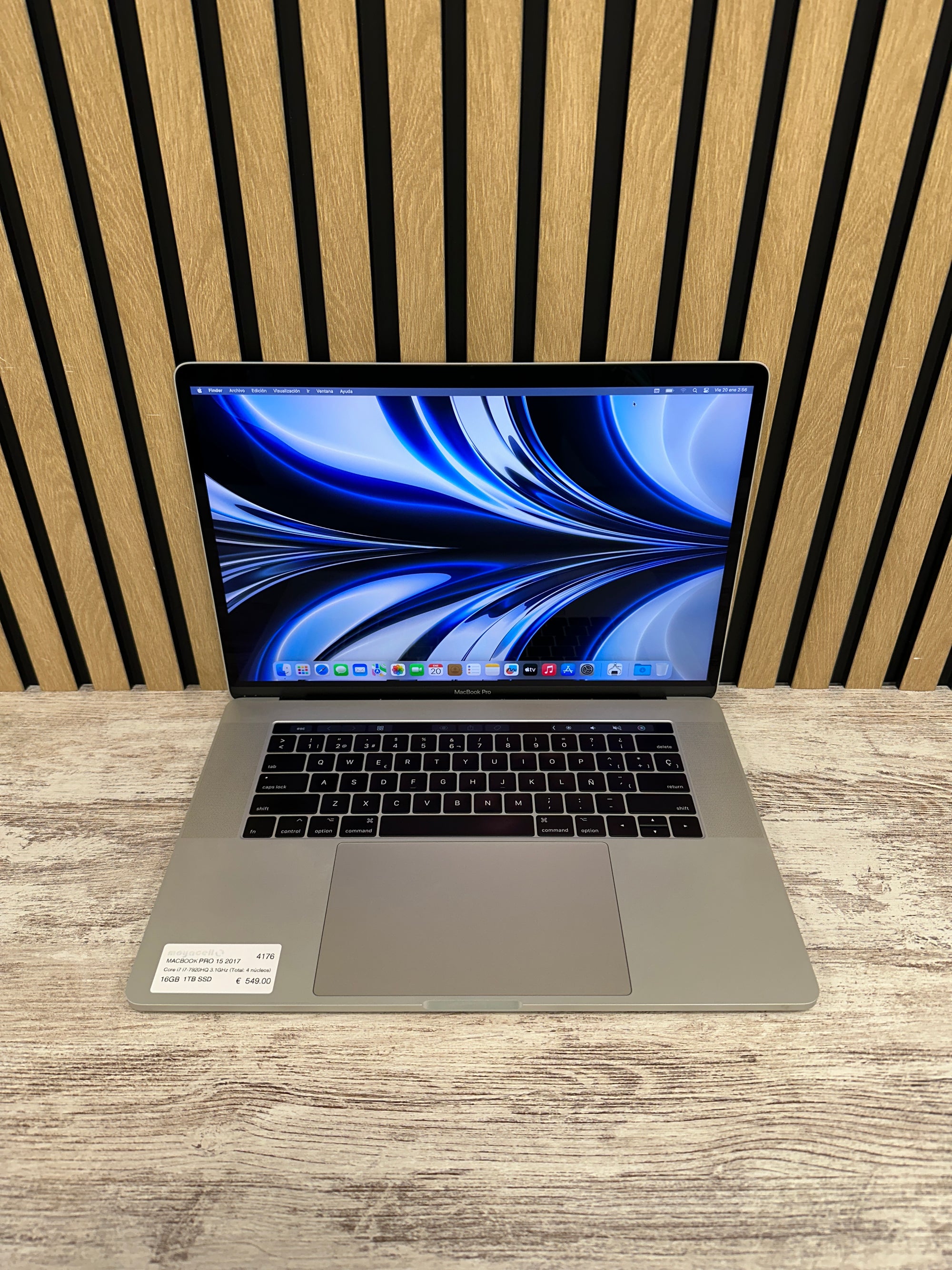 MacBook Pro 15" 2017 i7 16gb 1tb SSD