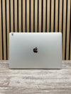 MacBook Pro 15" 2017 i7 16gb 500gb SSD