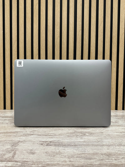 MacBook Pro 15" 2016 i7 16gb 500gb SSD