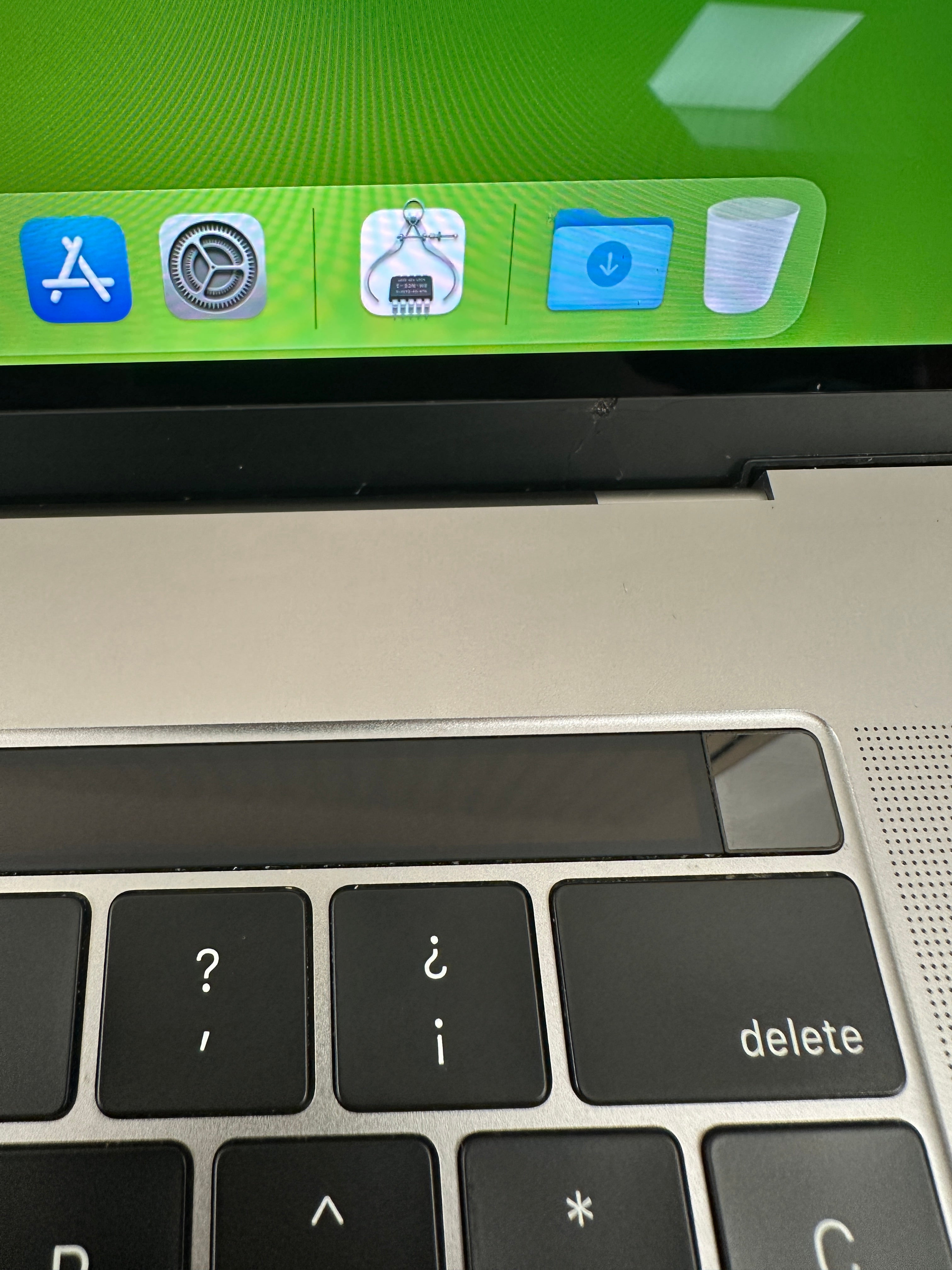 MacBook Pro 15" 2019 i7 16gb 1tb SSD