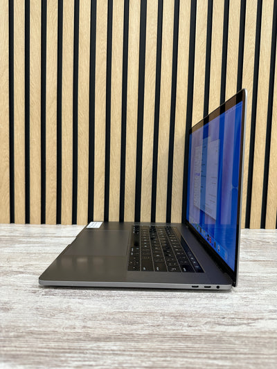 MacBook Pro 15" 2019 i9 32gb 512gb SSD