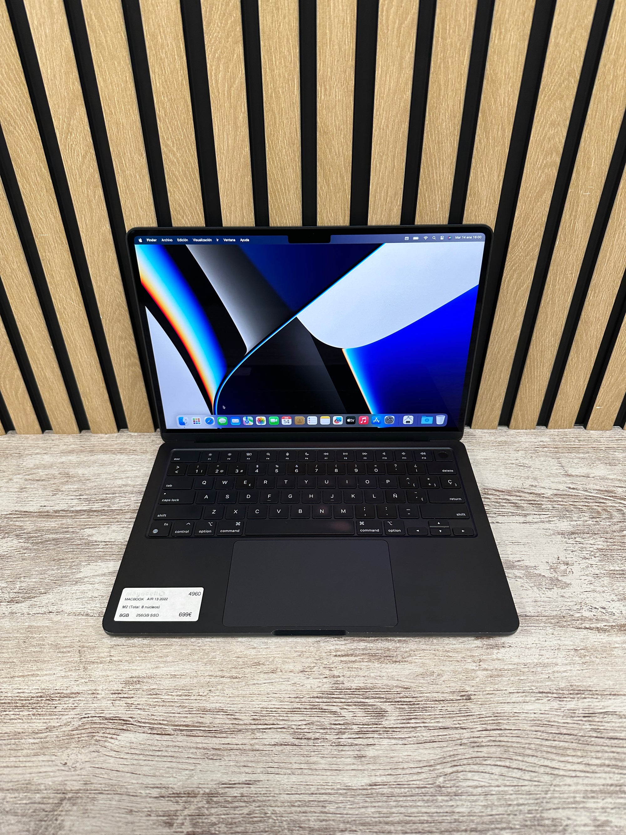 MacBook Air 13" 2022 M2 8gb 256gb SSD