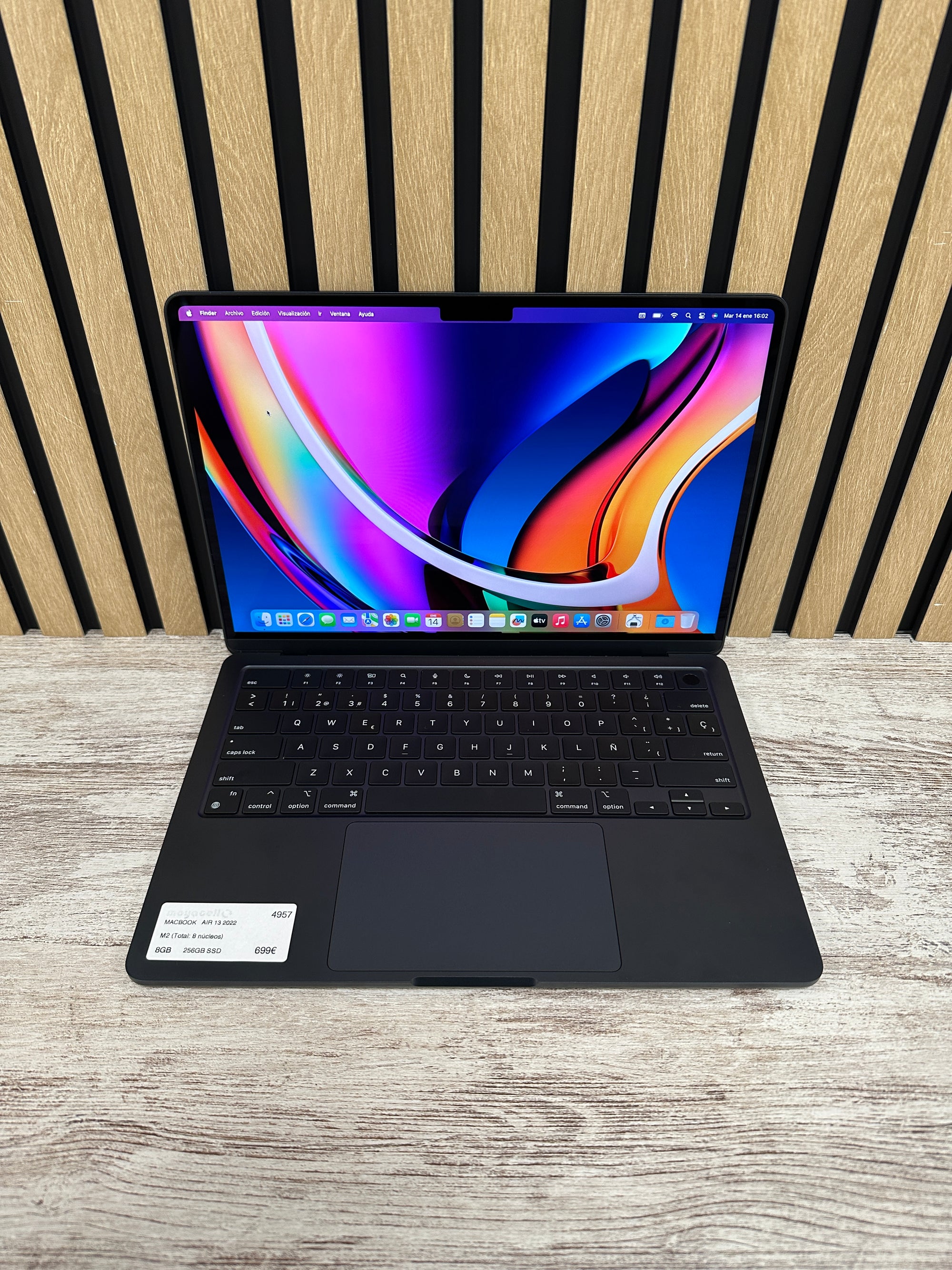 MacBook Air 13" 2022 M2 8gb 256gb SSD