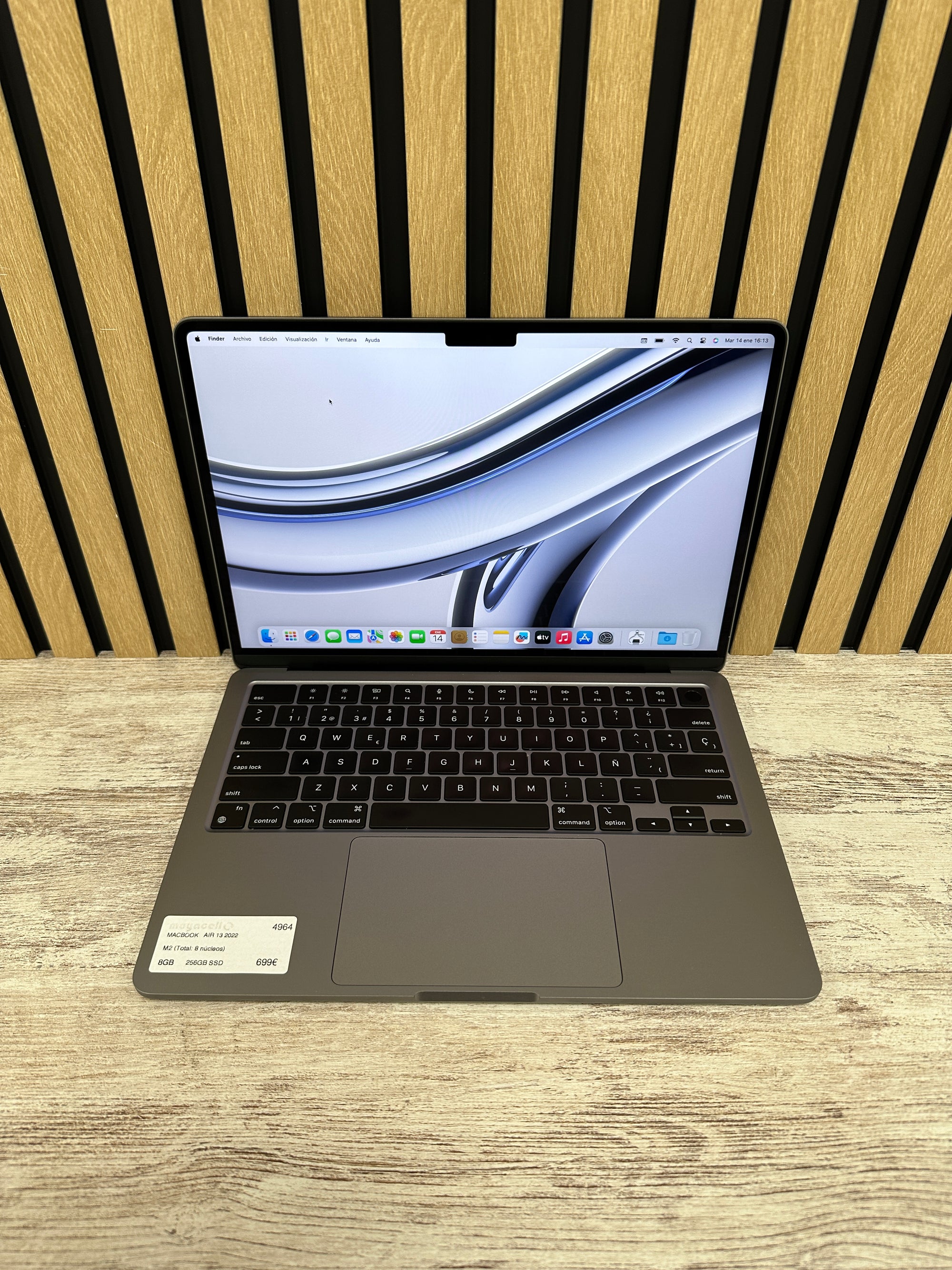 MacBook Air 13" 2022 M2 8gb 256gb SSD