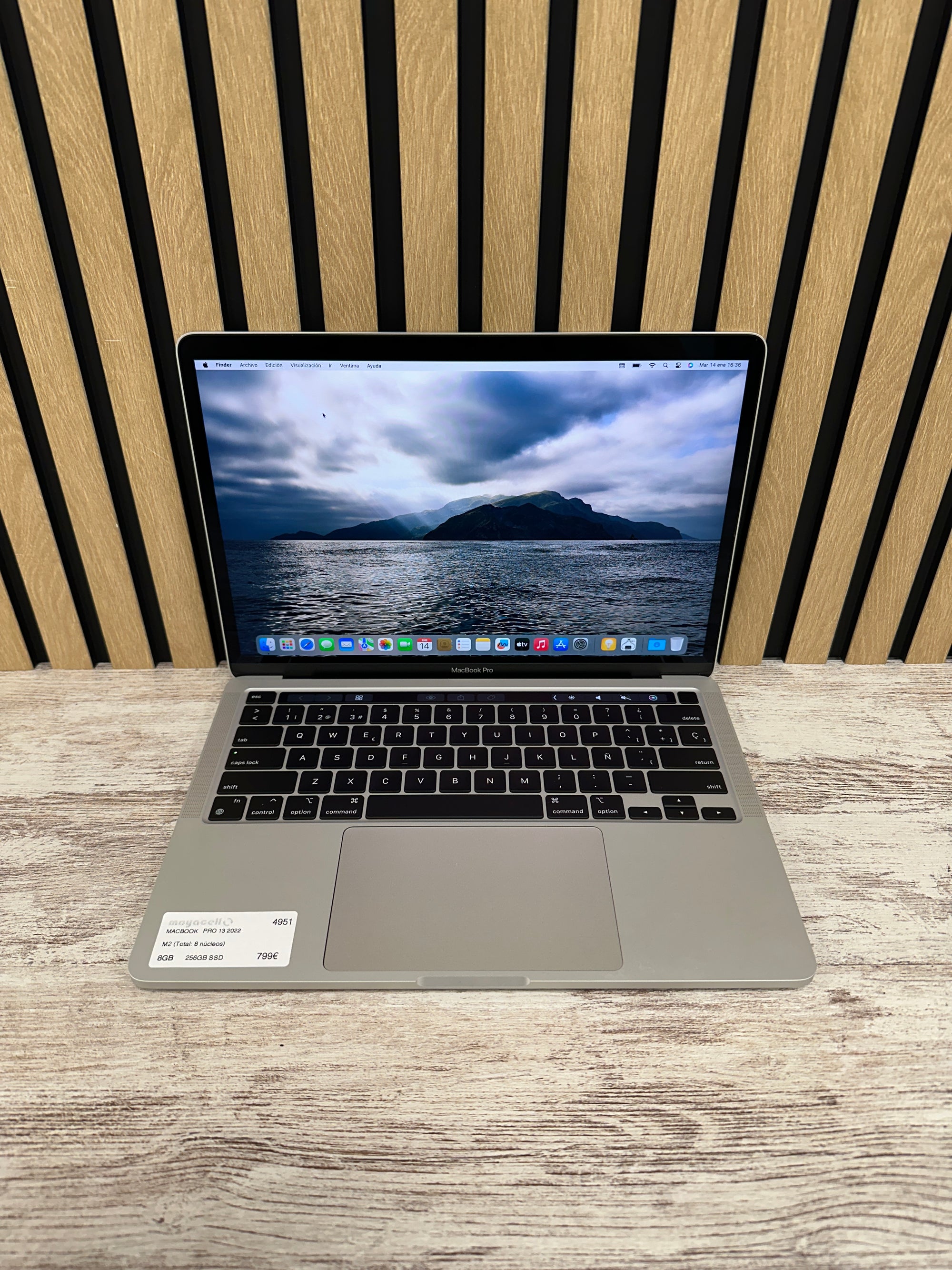 MacBook Pro 13" 2022 M2 8gb 256gb SSD