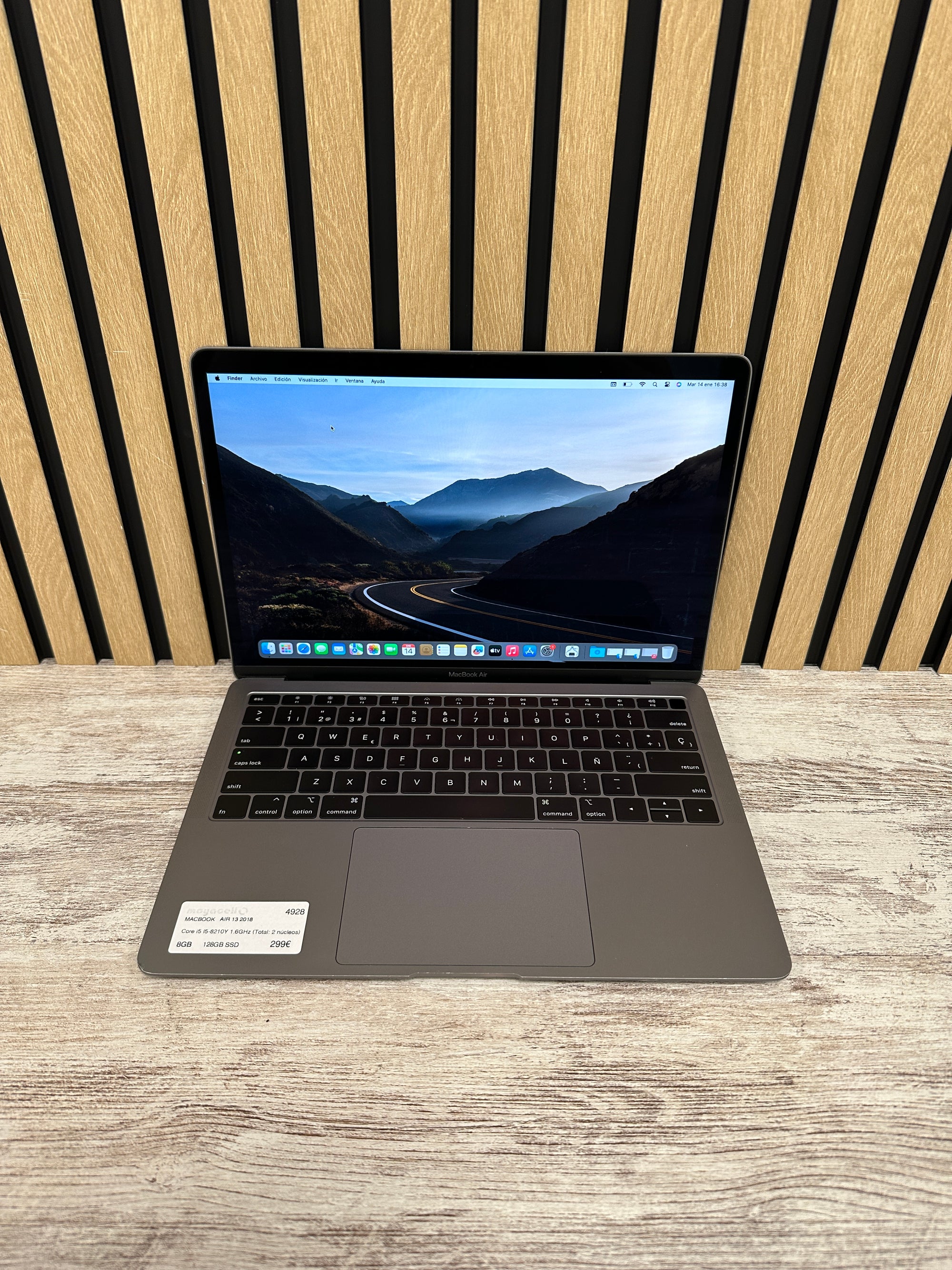 MacBook Air 13" 2018 i5 8gb 128gb SSD