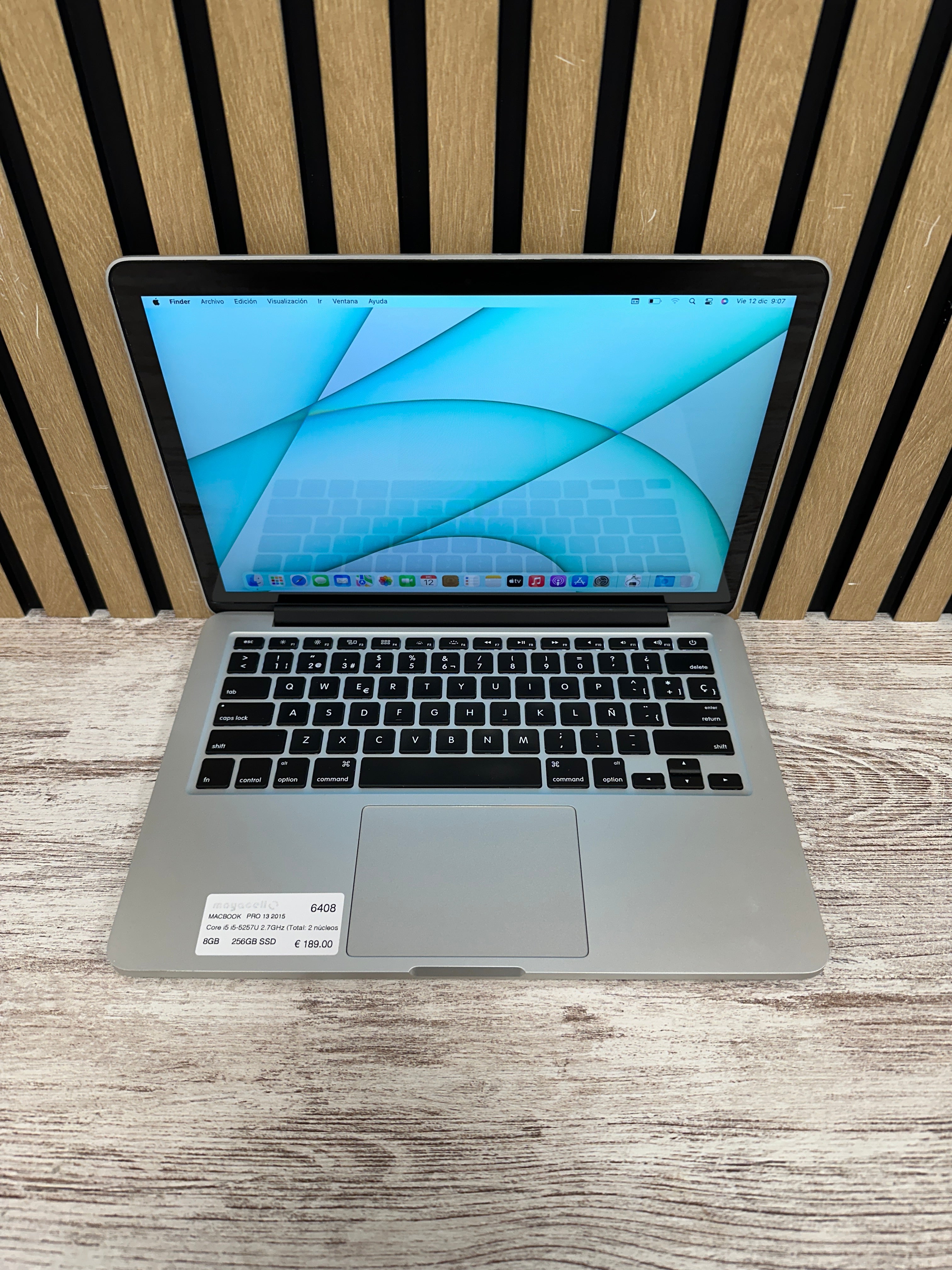 MacBook Pro 13" 2015 i5 8gb 256gb SSD