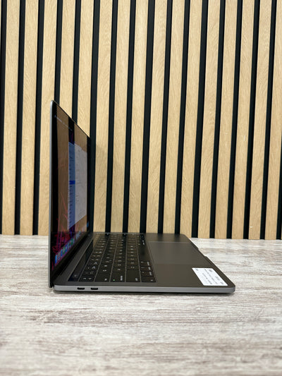 MacBook Pro 13" 2018 TB i7 16gb 1tb SSD