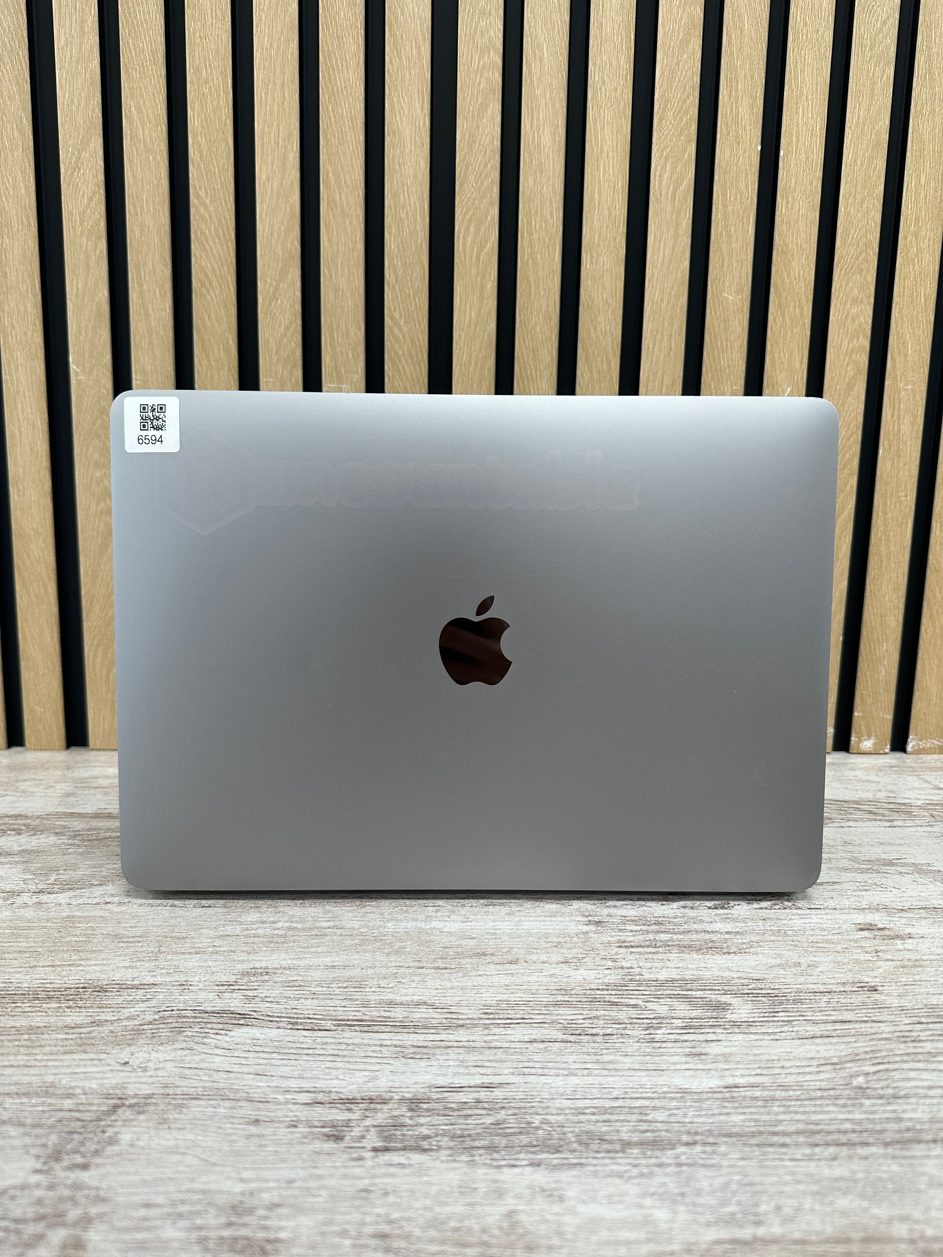 MacBook Air 13" 2018 i5 8gb 256gb SSD