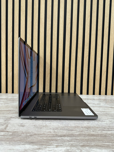 MacBook Pro 16" 2019 i9 32gb 1tb SSD